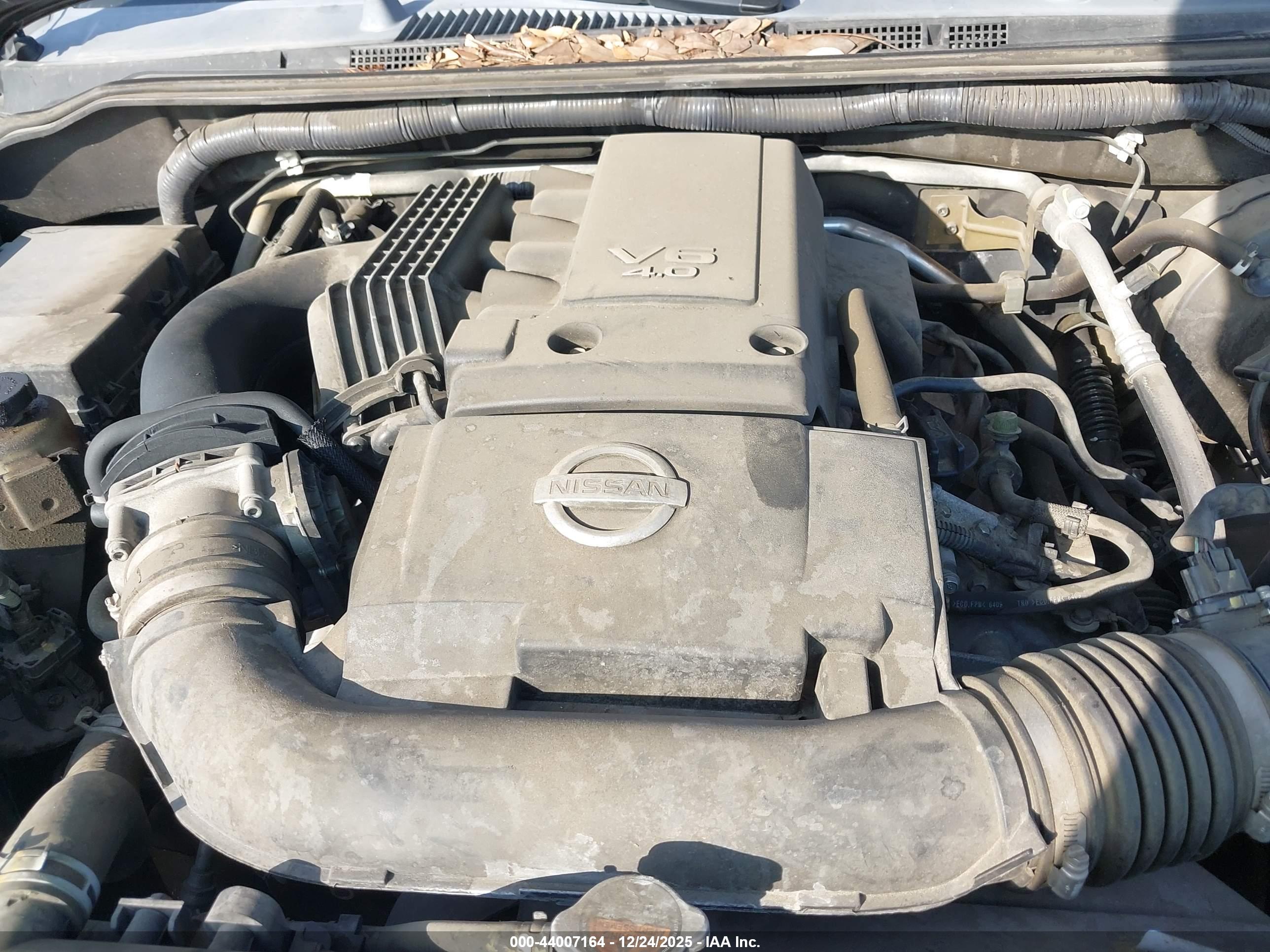 NISSAN FRONTIER image 10