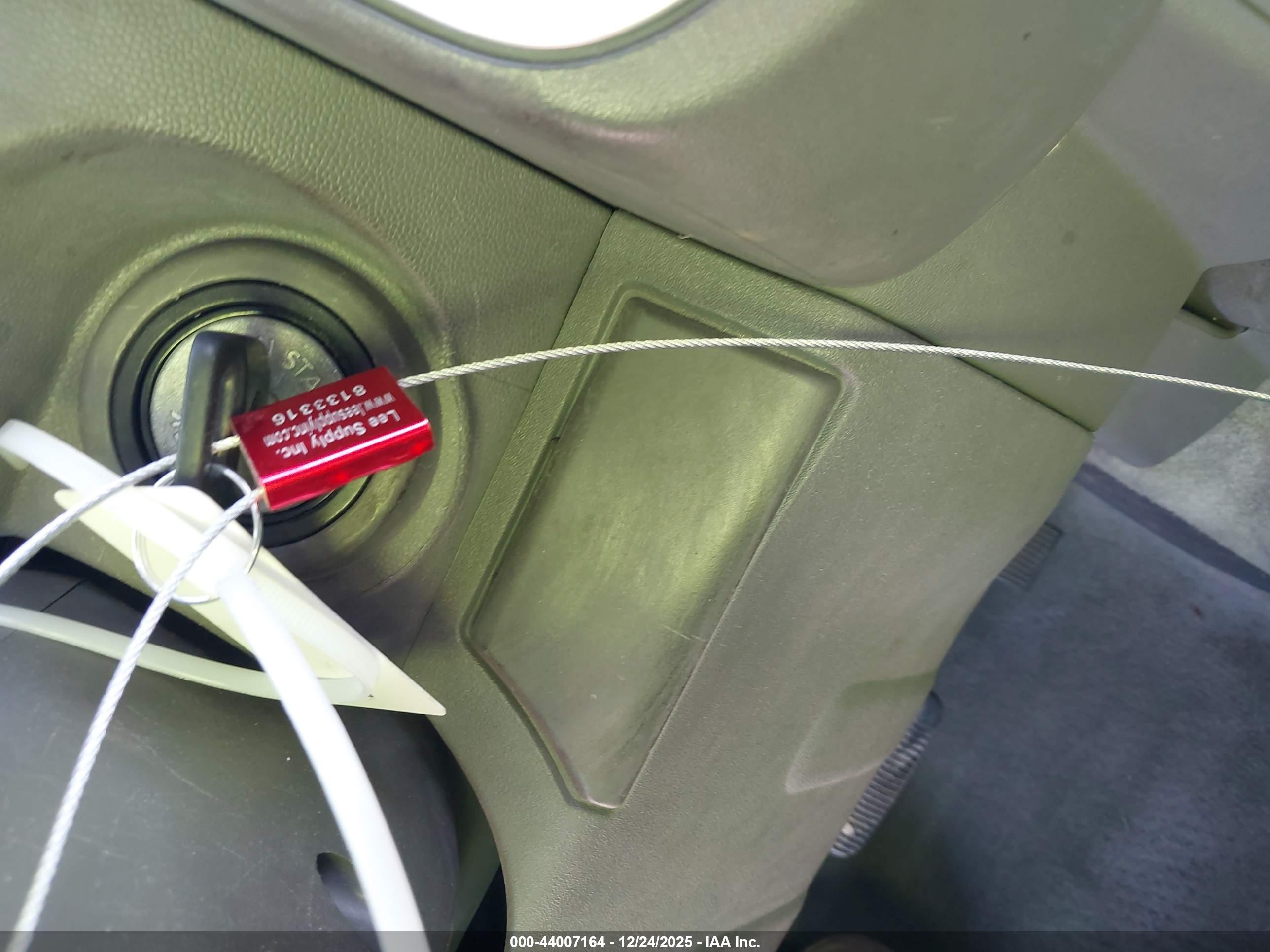 NISSAN FRONTIER image 11