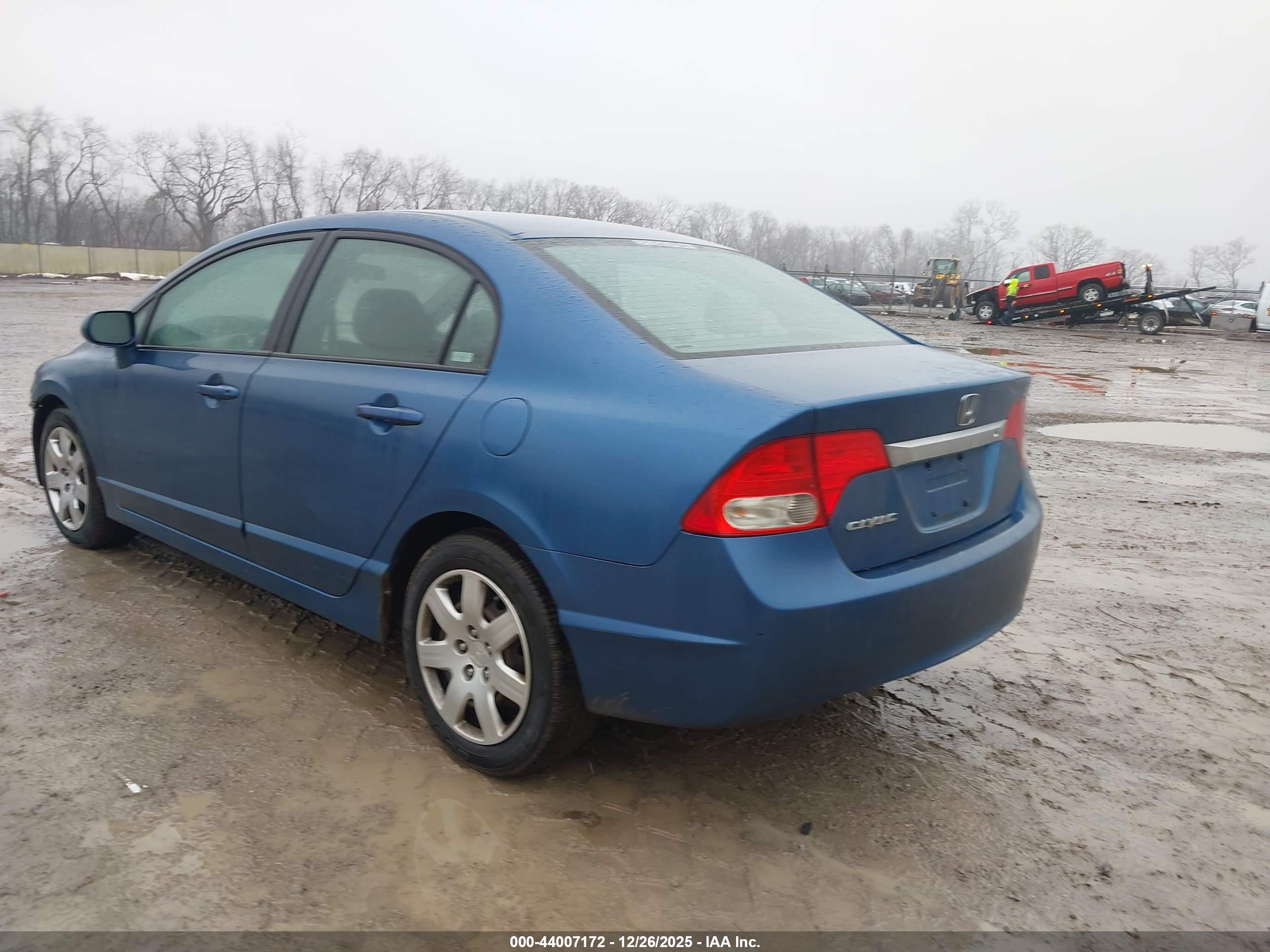 HONDA CIVIC image 3