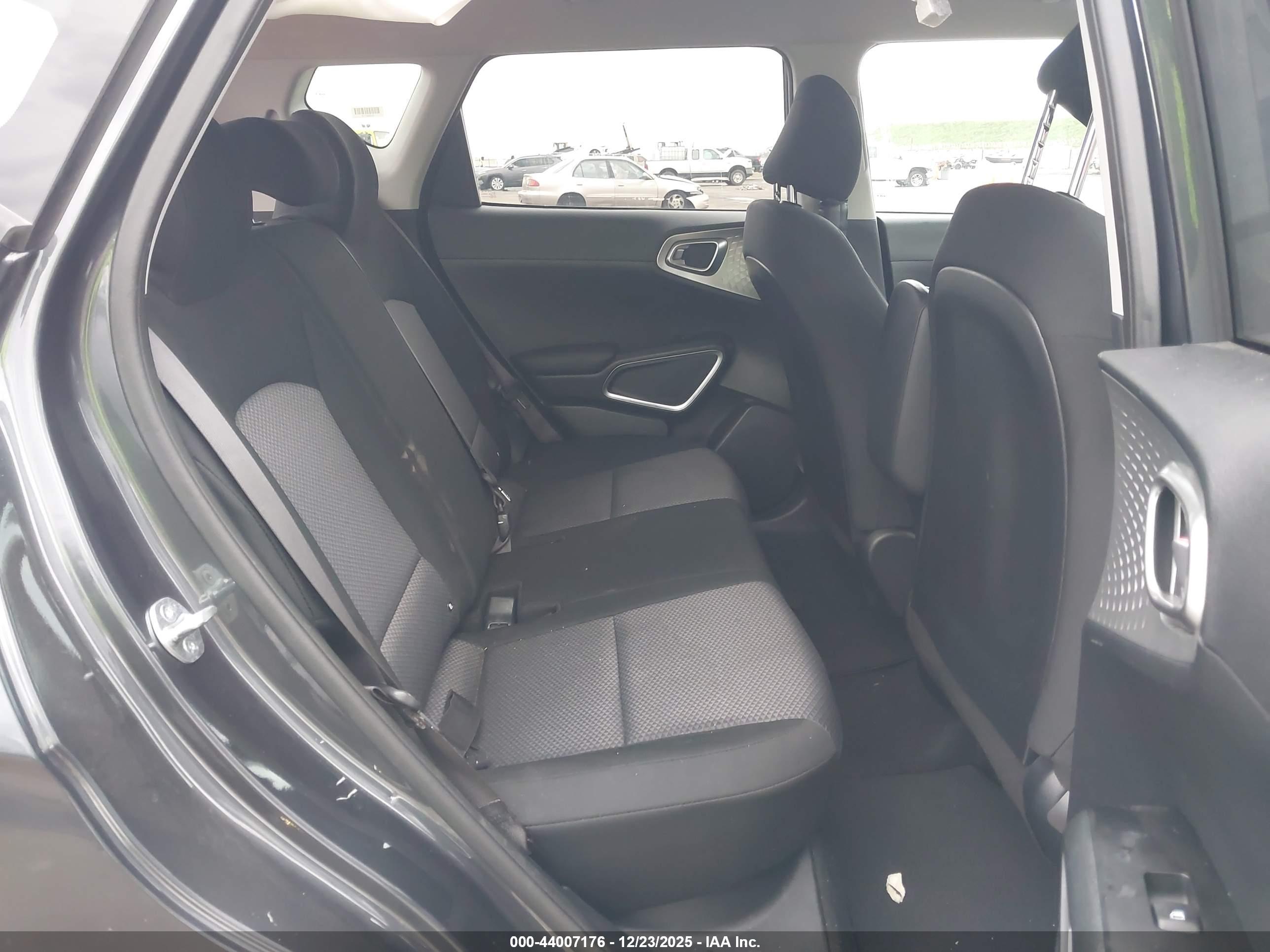 KIA SOUL image 8