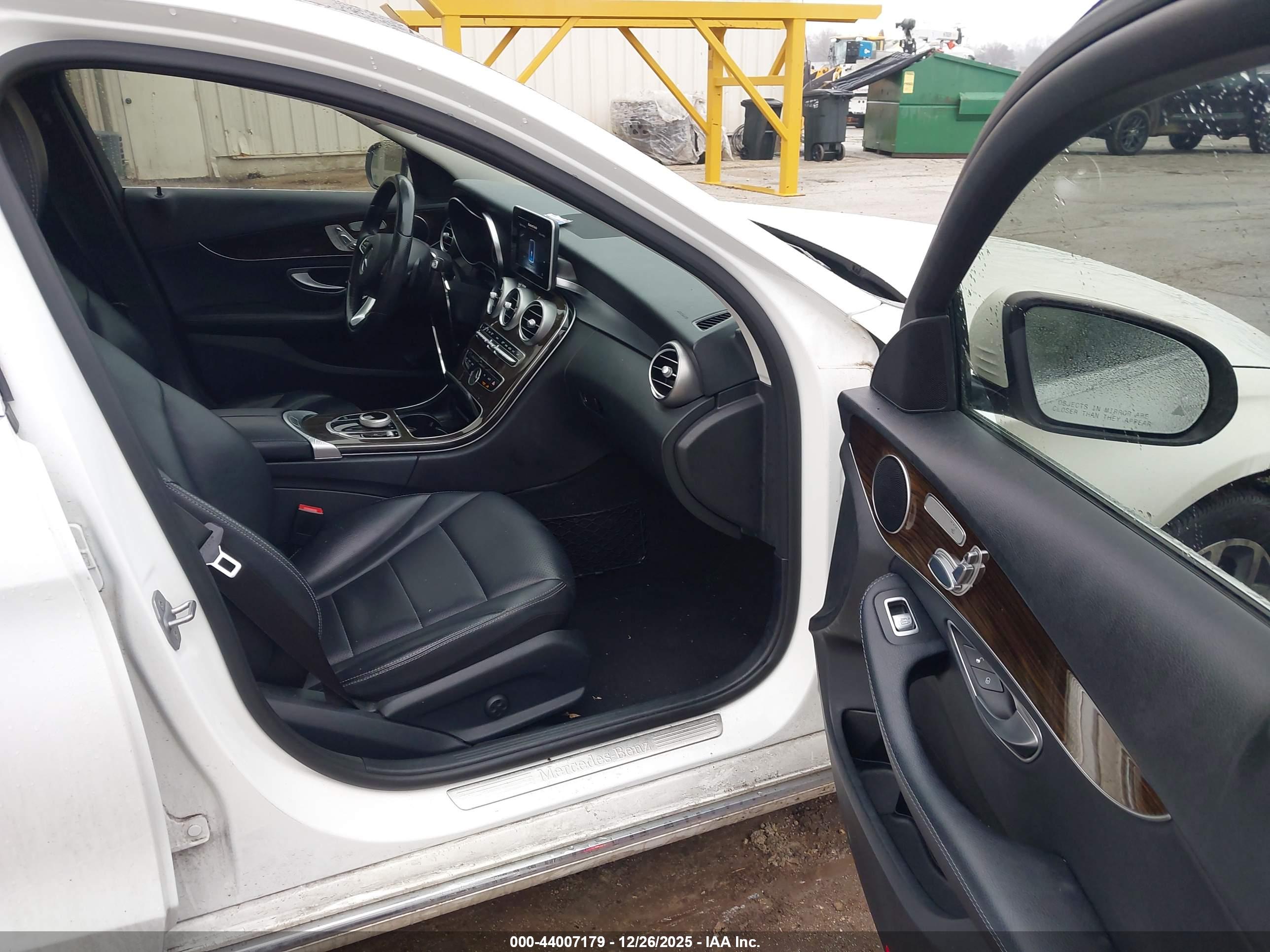 MERCEDES-BENZ C image 5