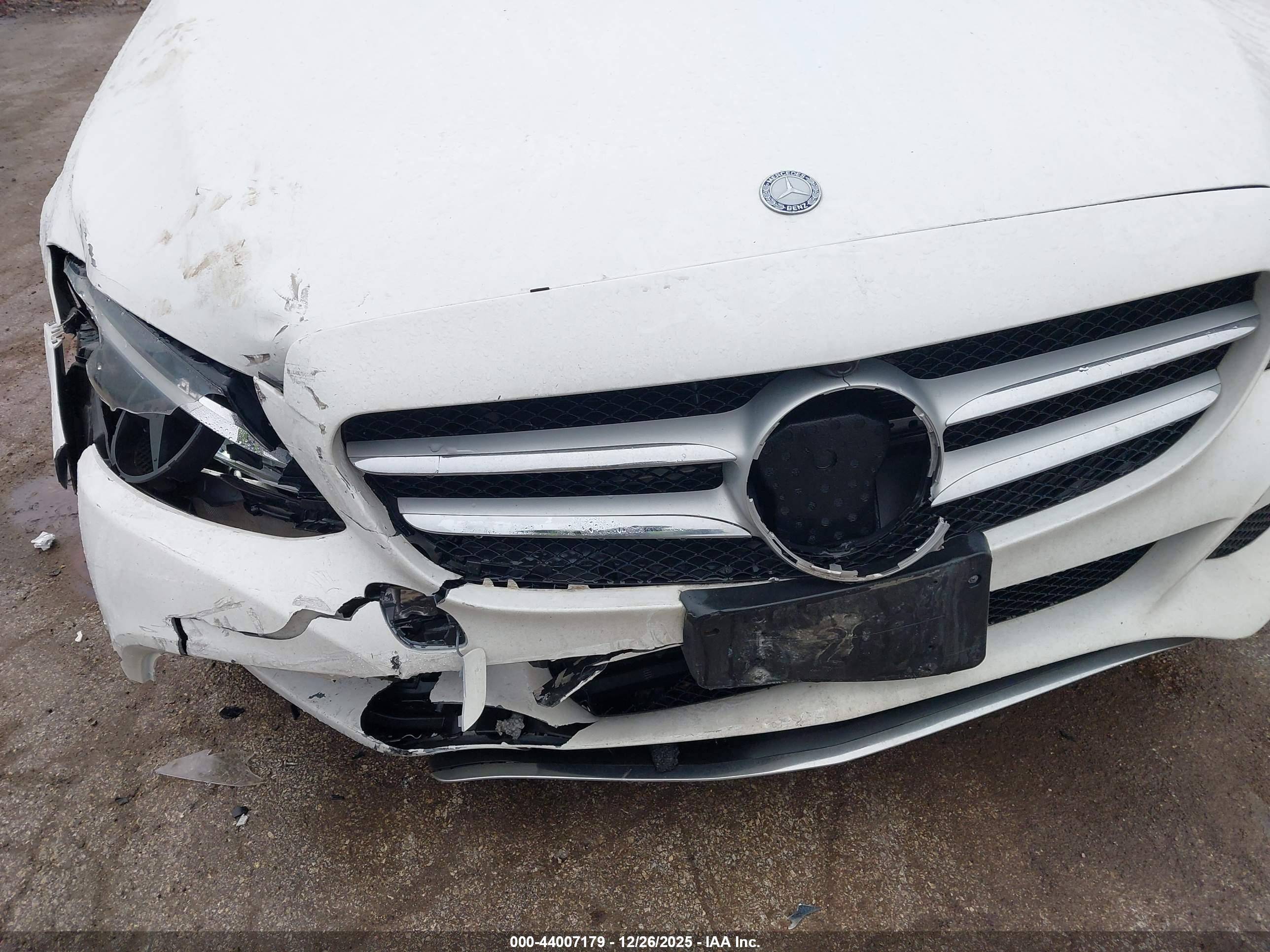 MERCEDES-BENZ C image 6