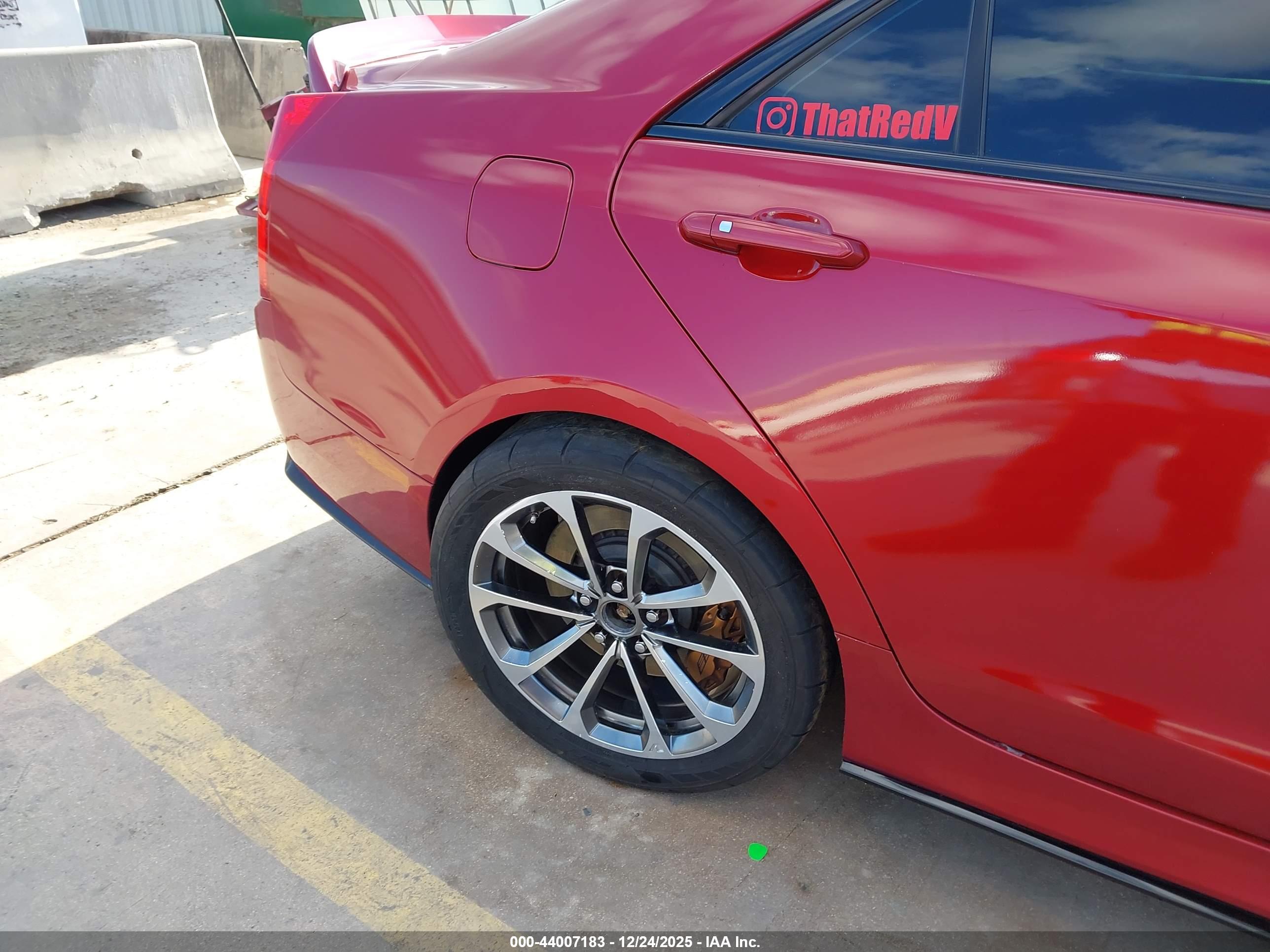 CADILLAC ATS-V image 6