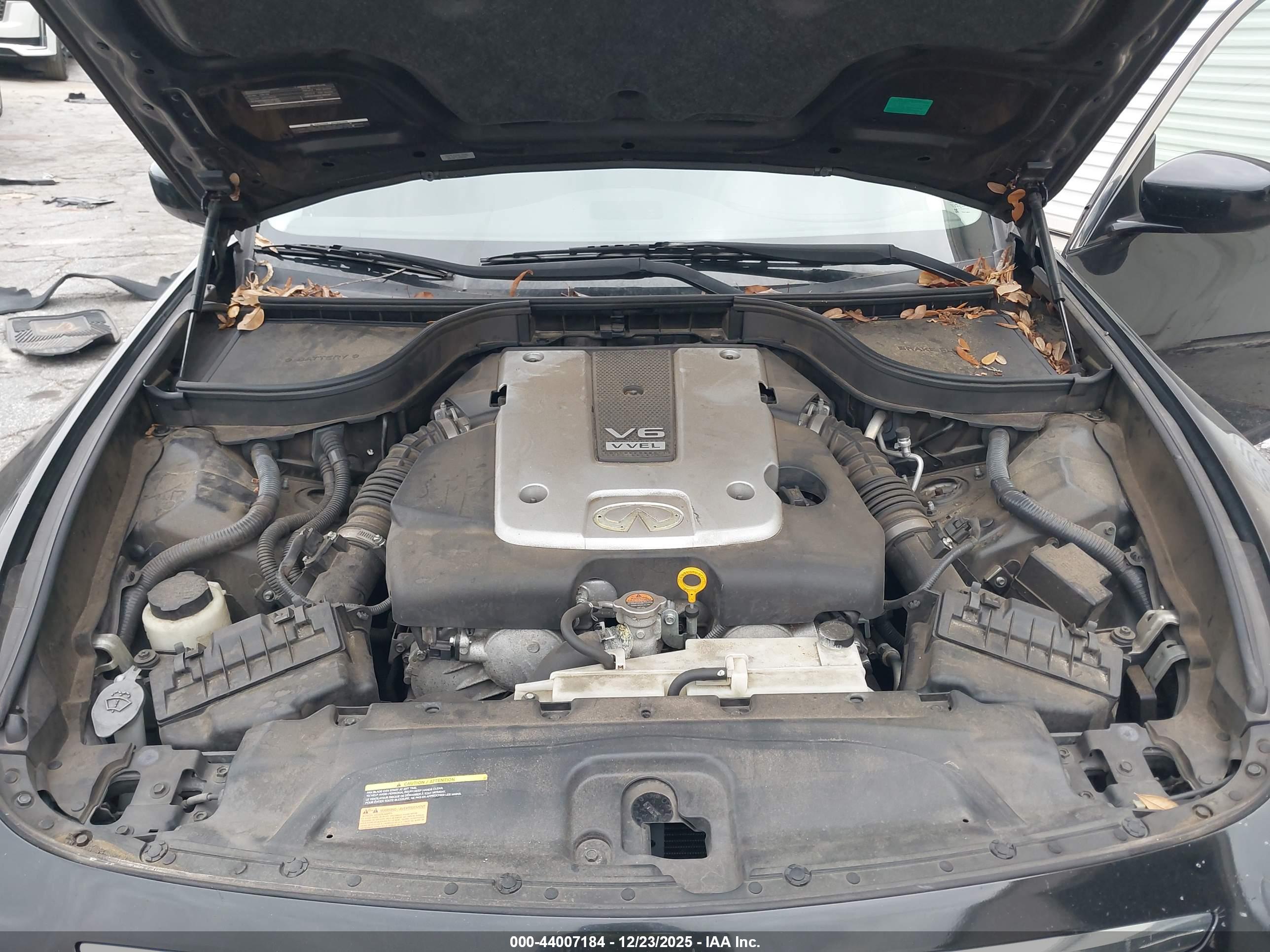 INFINITI G37 image 10