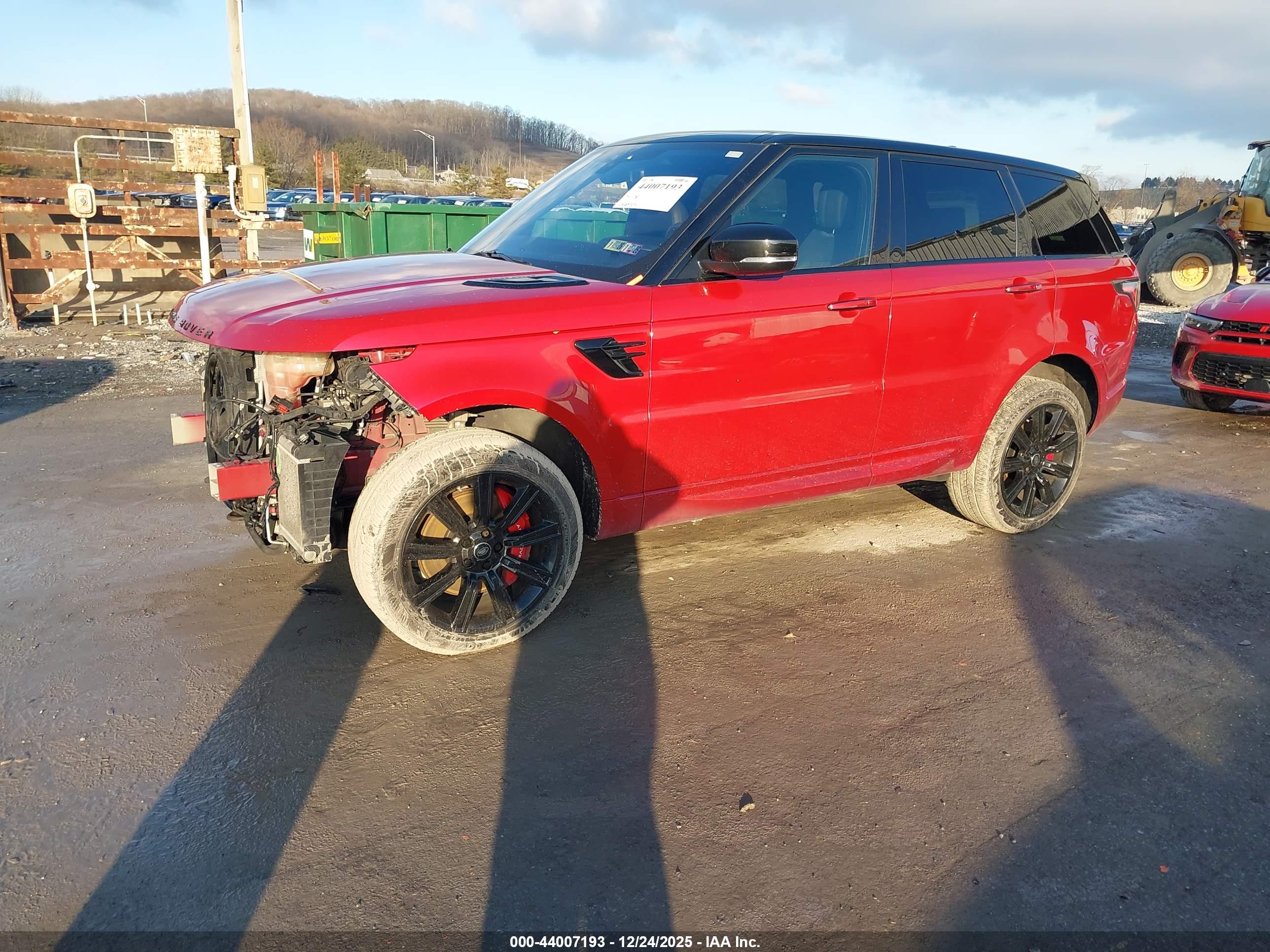 LAND ROVER image 2