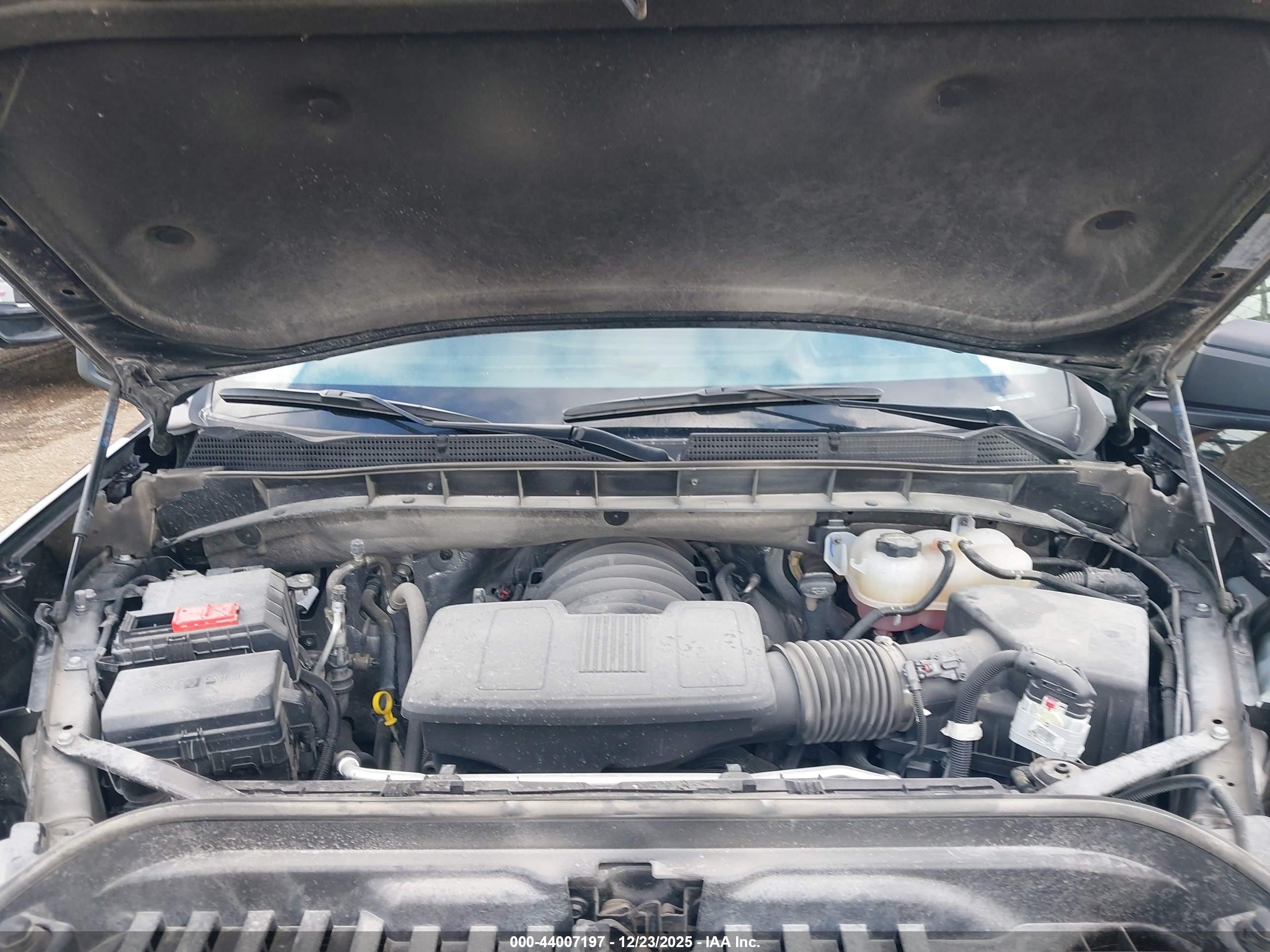 GMC SIERRA image 10