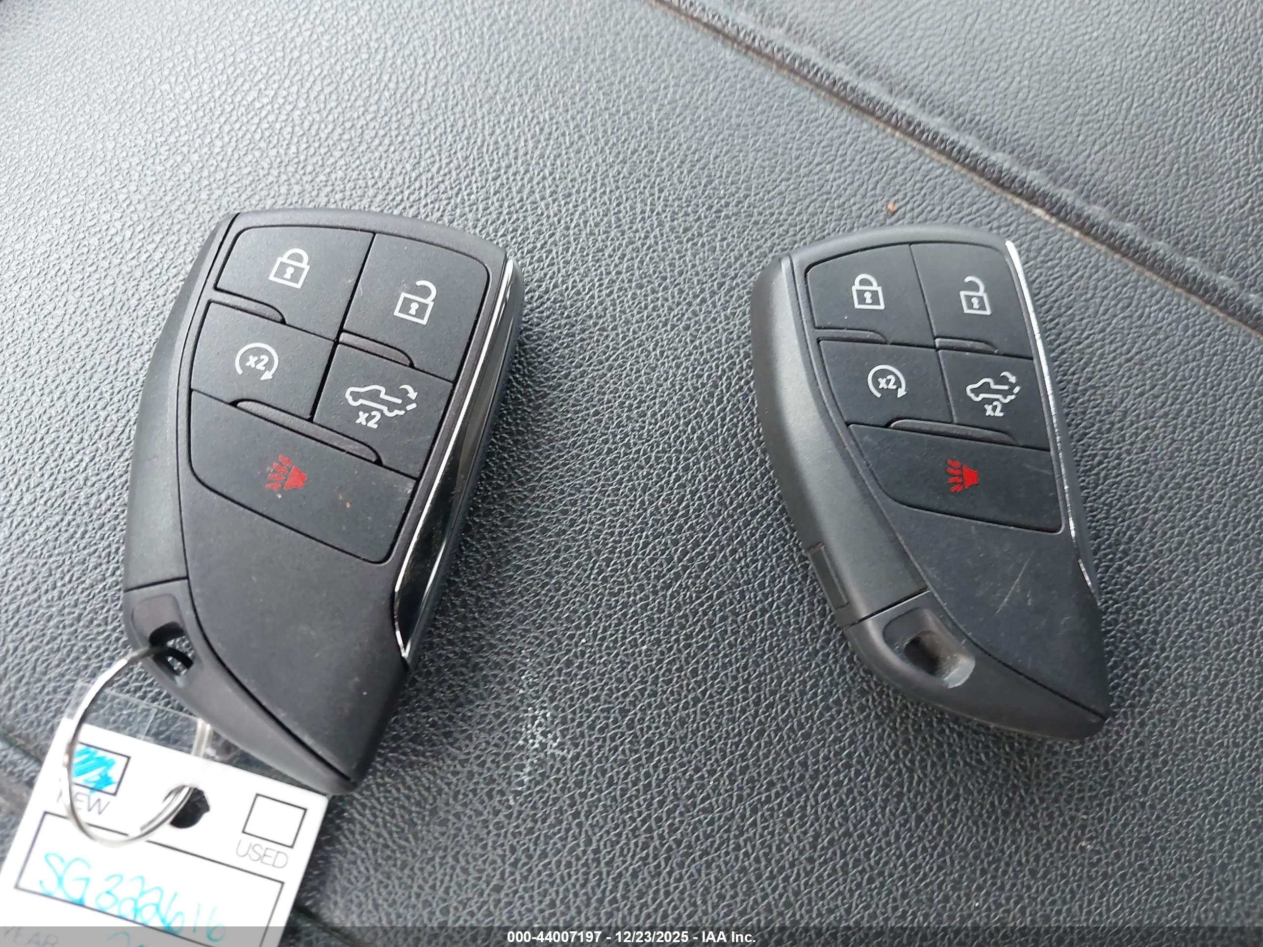 GMC SIERRA image 11