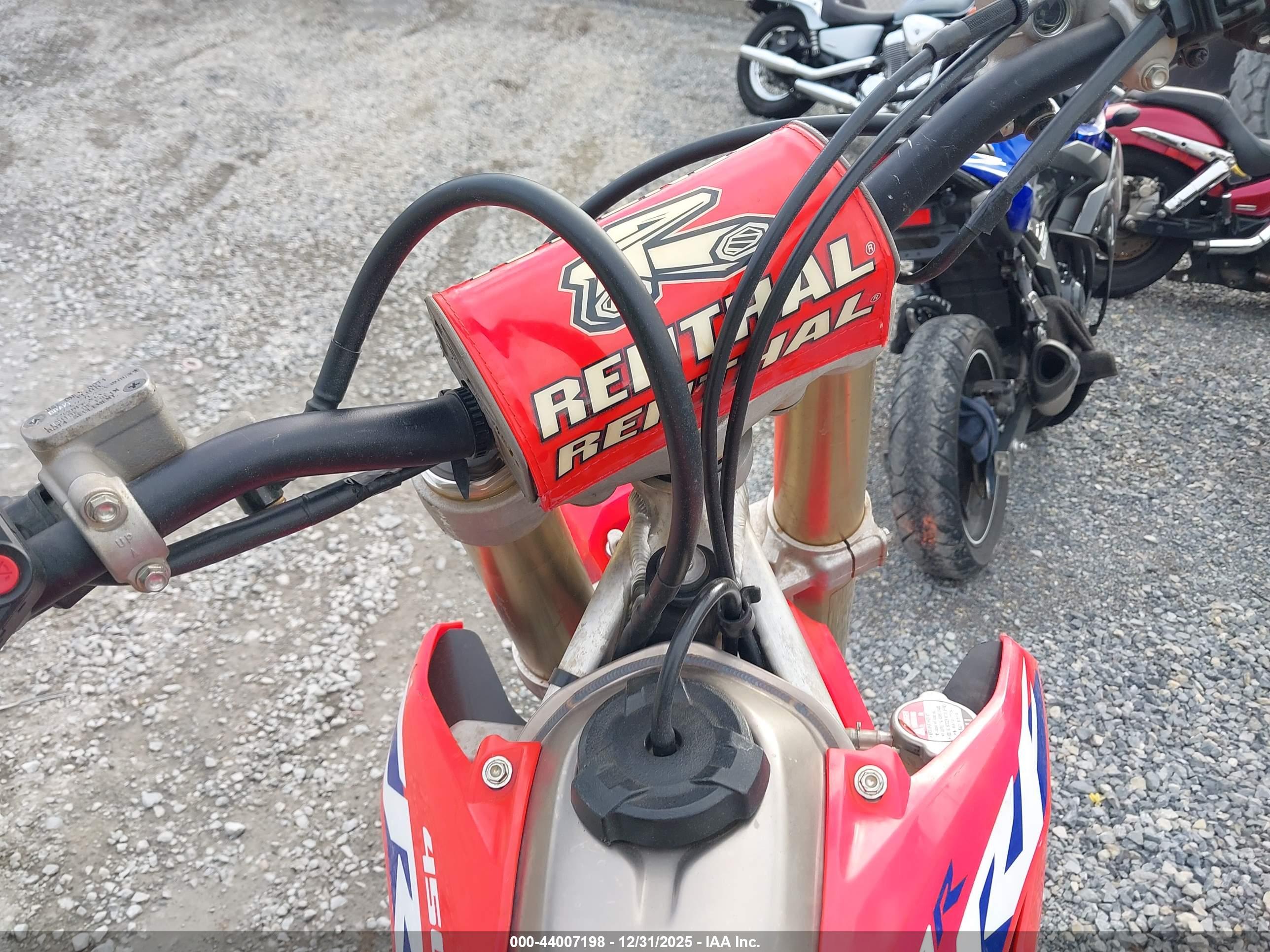 HONDA CRF450 image 7