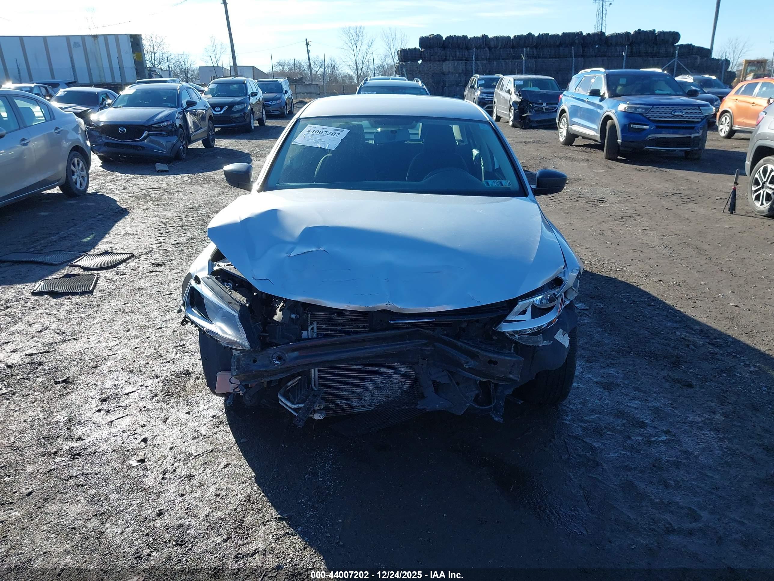 VOLKSWAGEN JETTA image 6