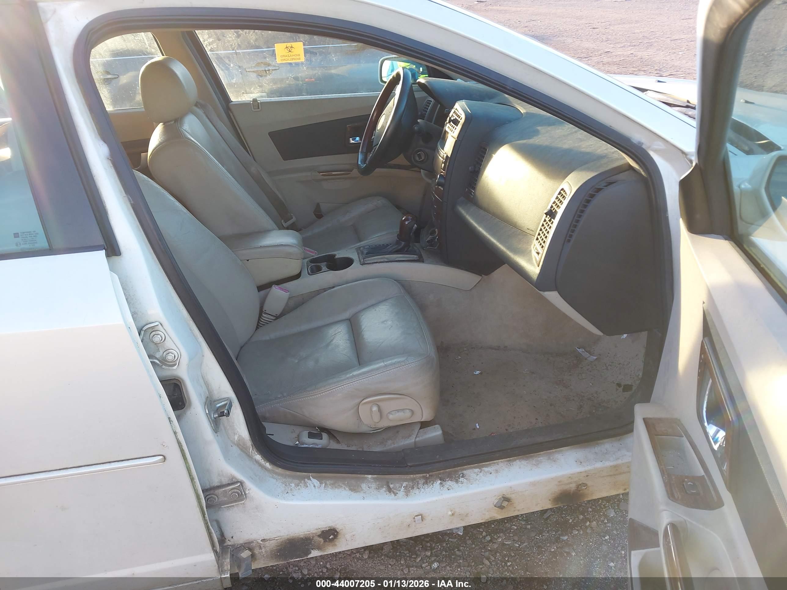 CADILLAC CTS image 5