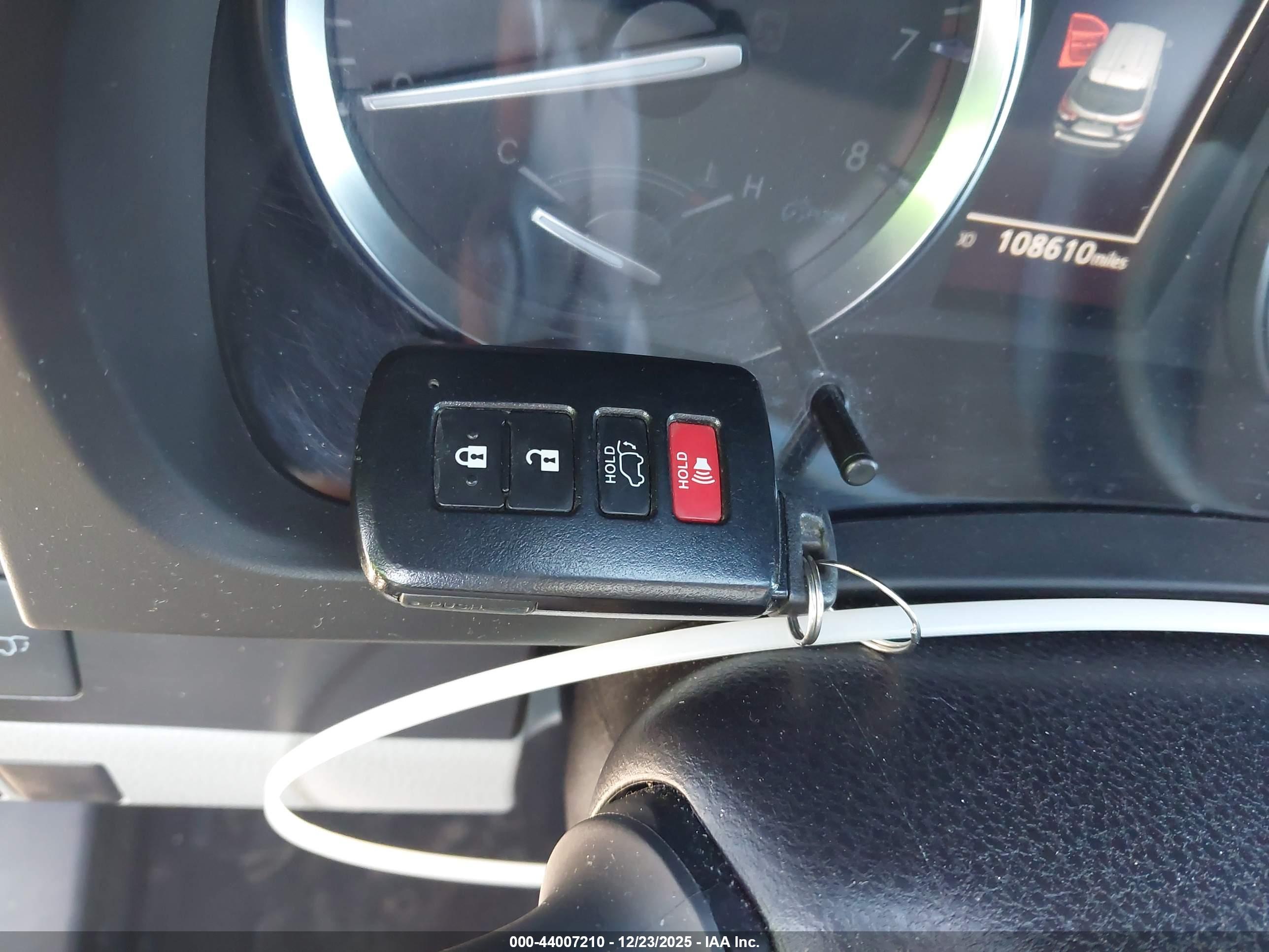TOYOTA HIGHLANDER image 11