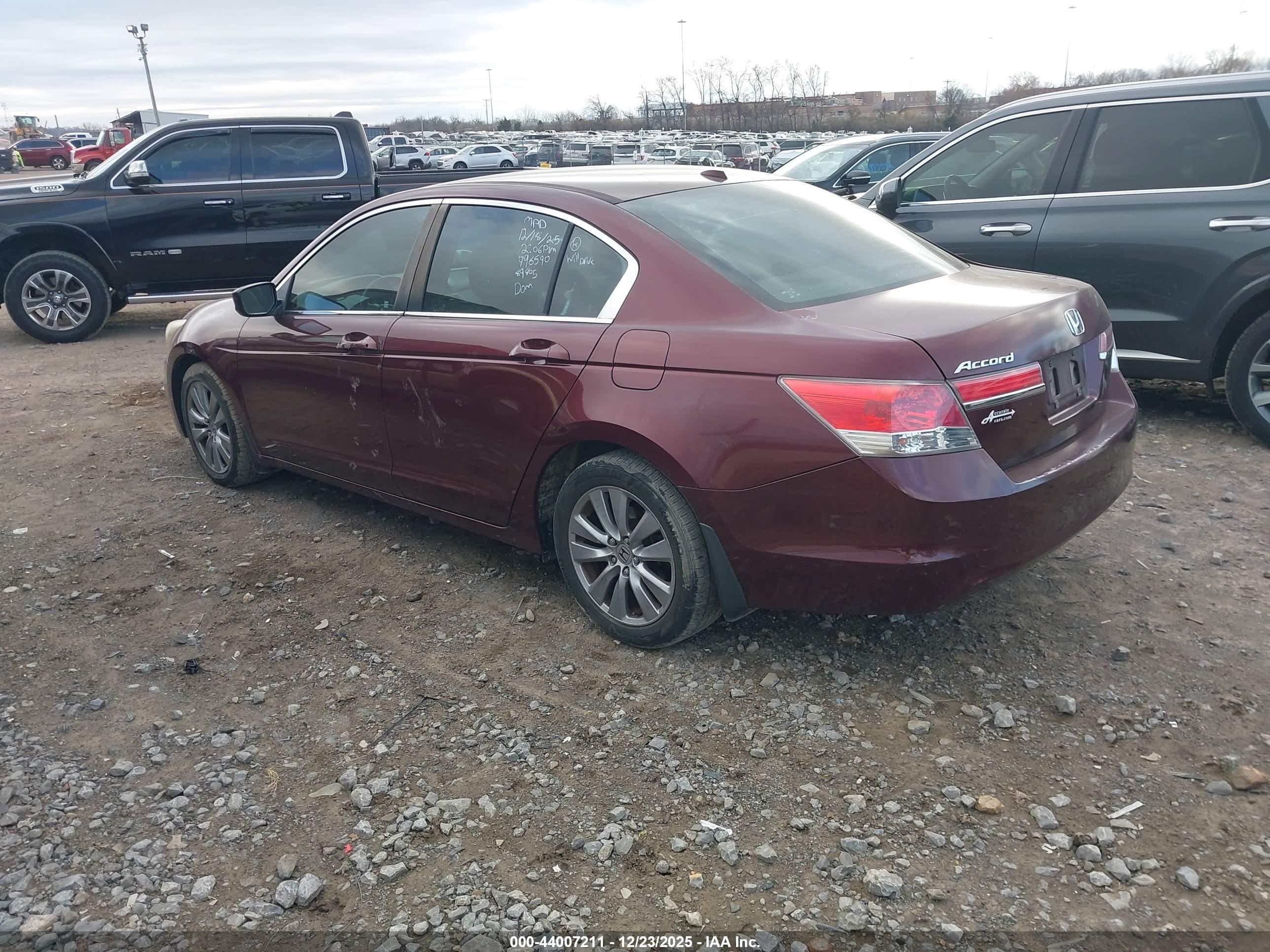 HONDA ACCORD image 3