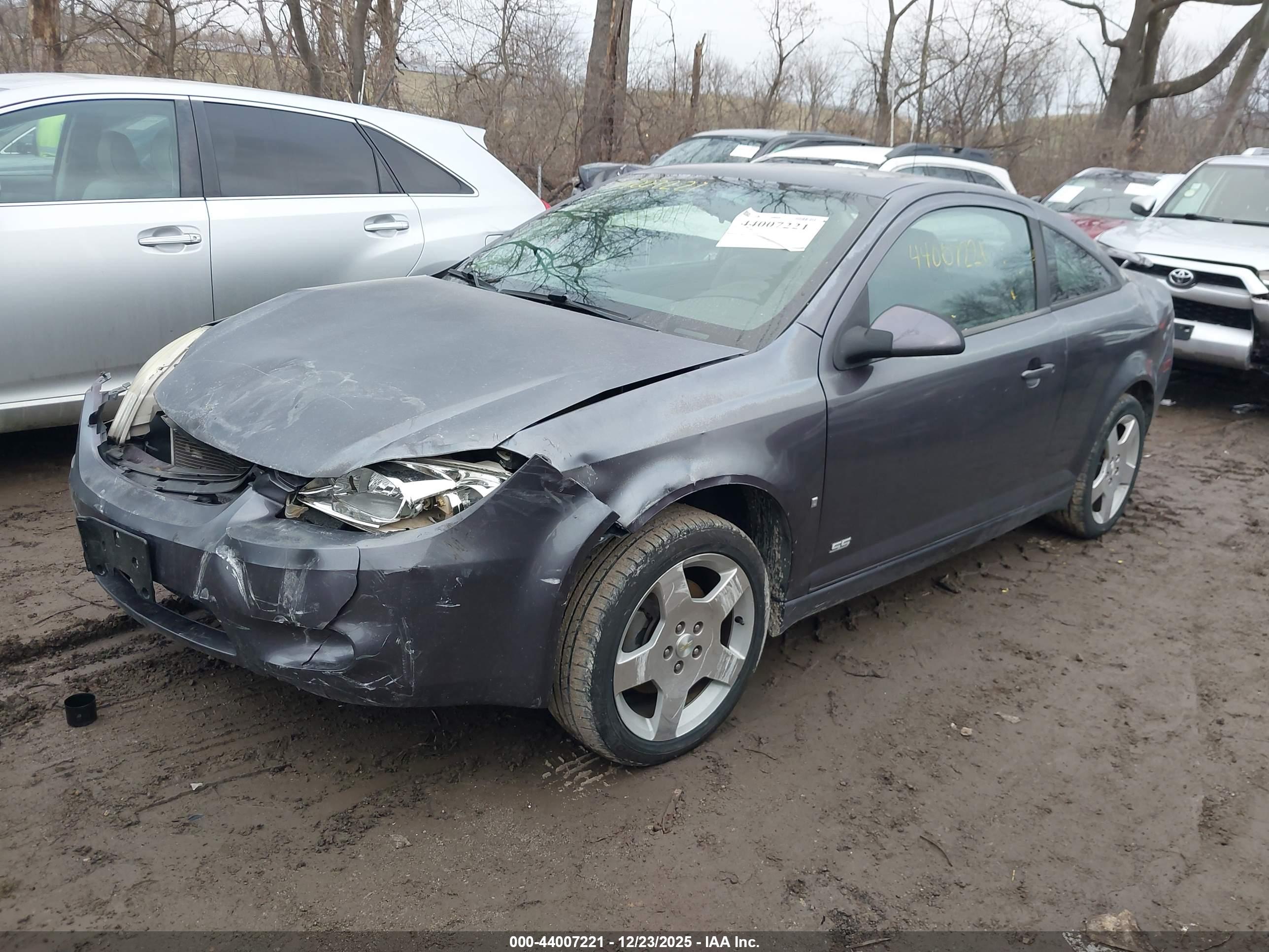 CHEVROLET COBALT image 2