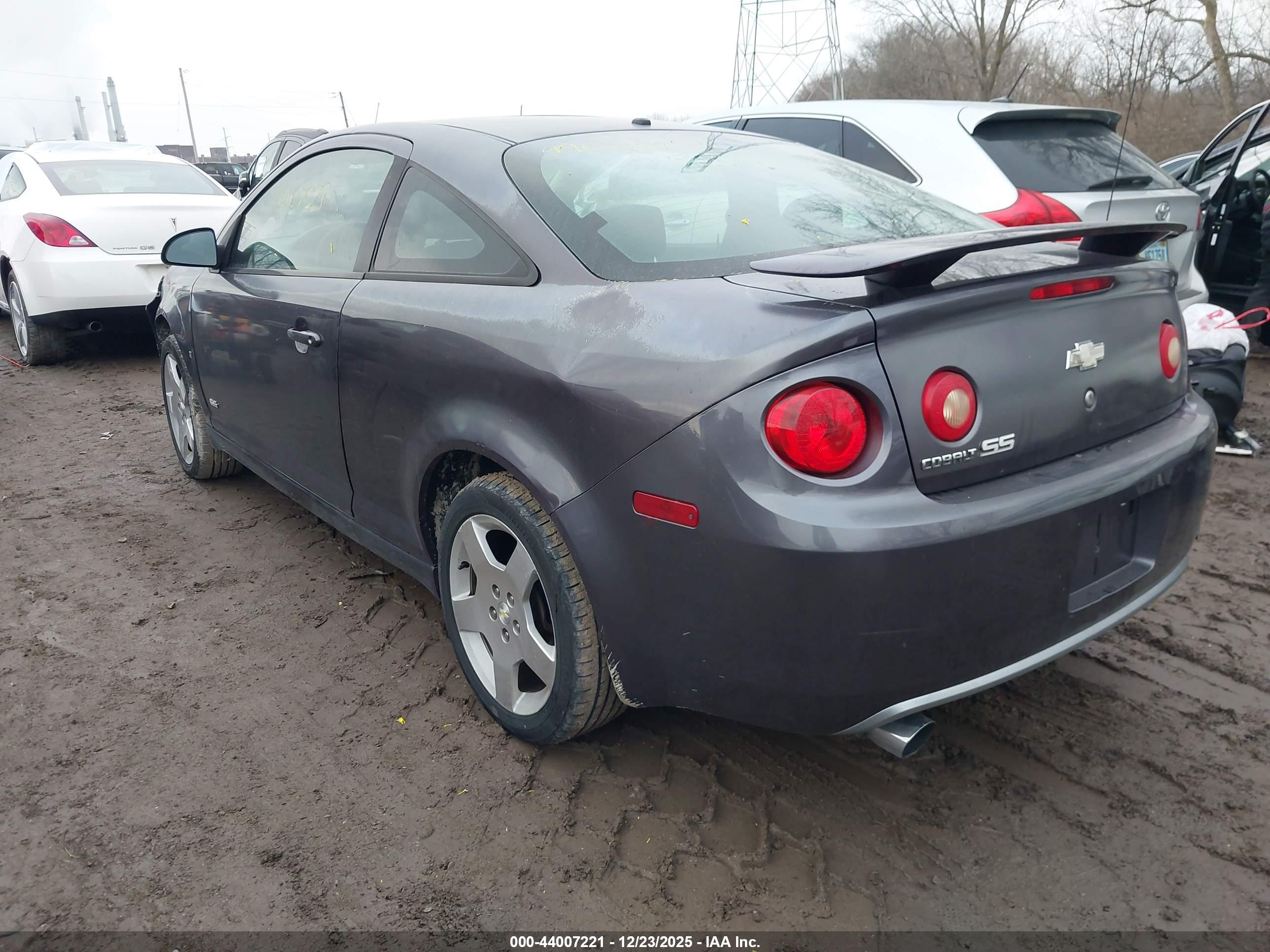 CHEVROLET COBALT image 3