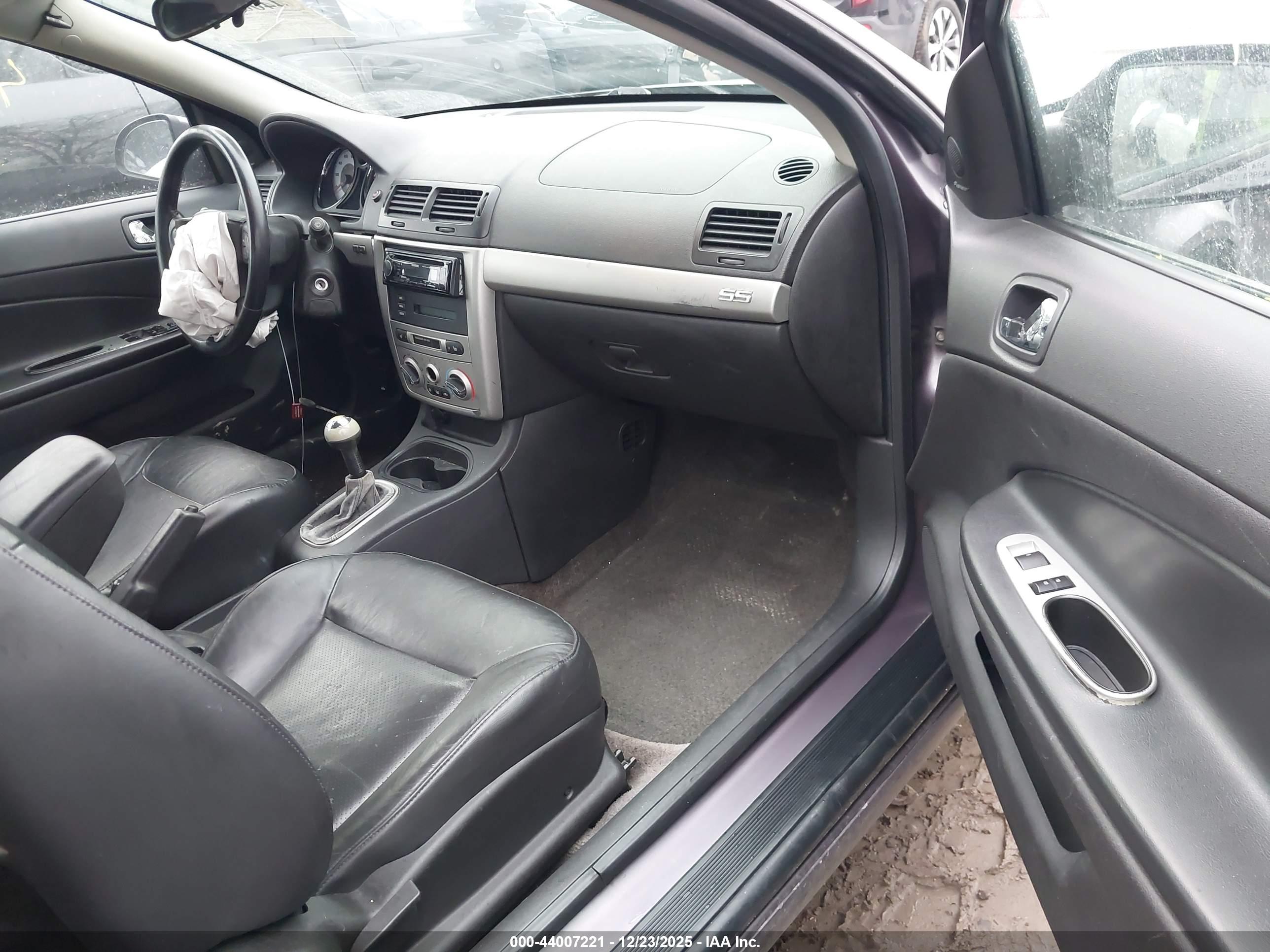 CHEVROLET COBALT image 5