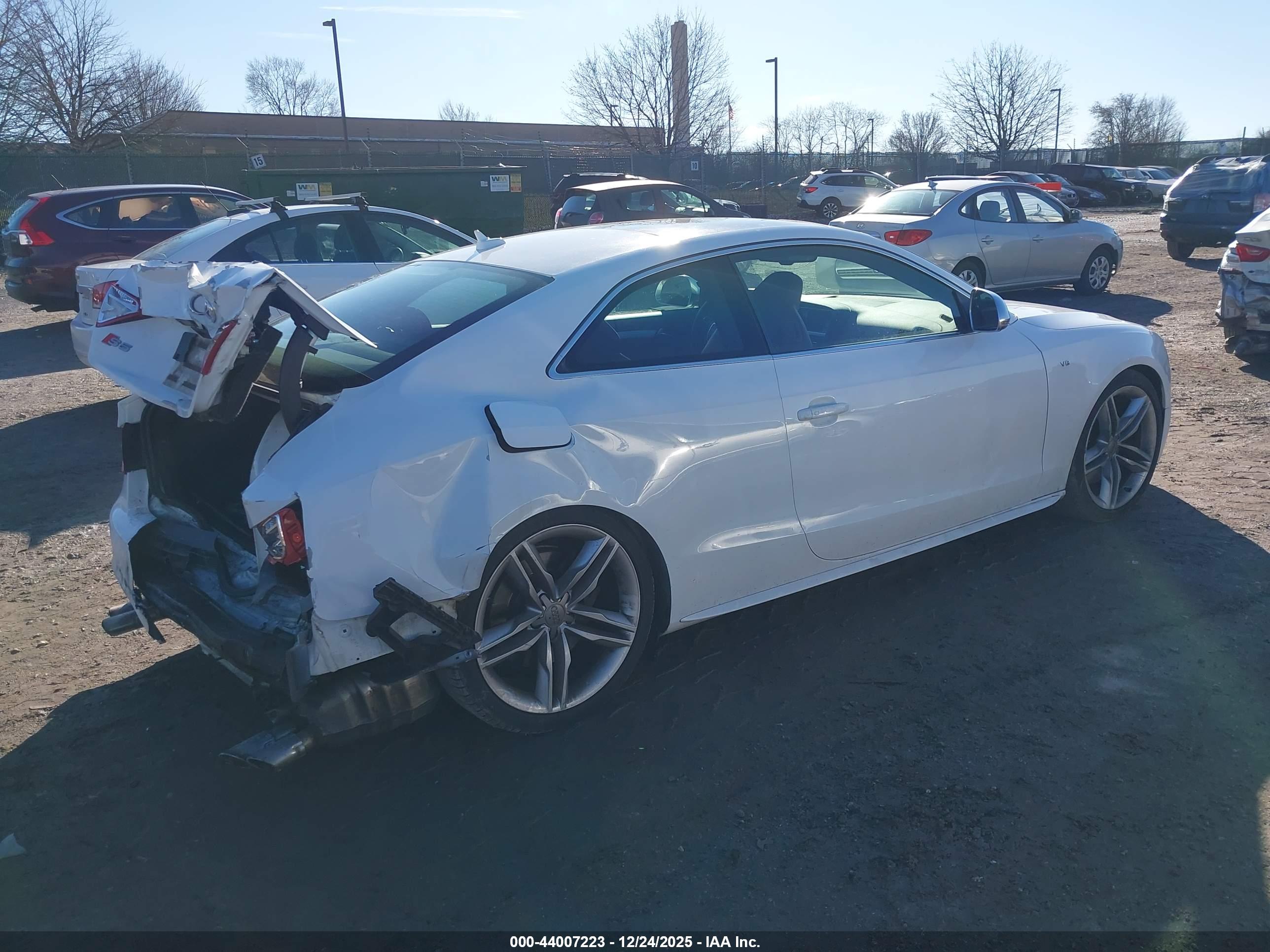 AUDI S5 image 4