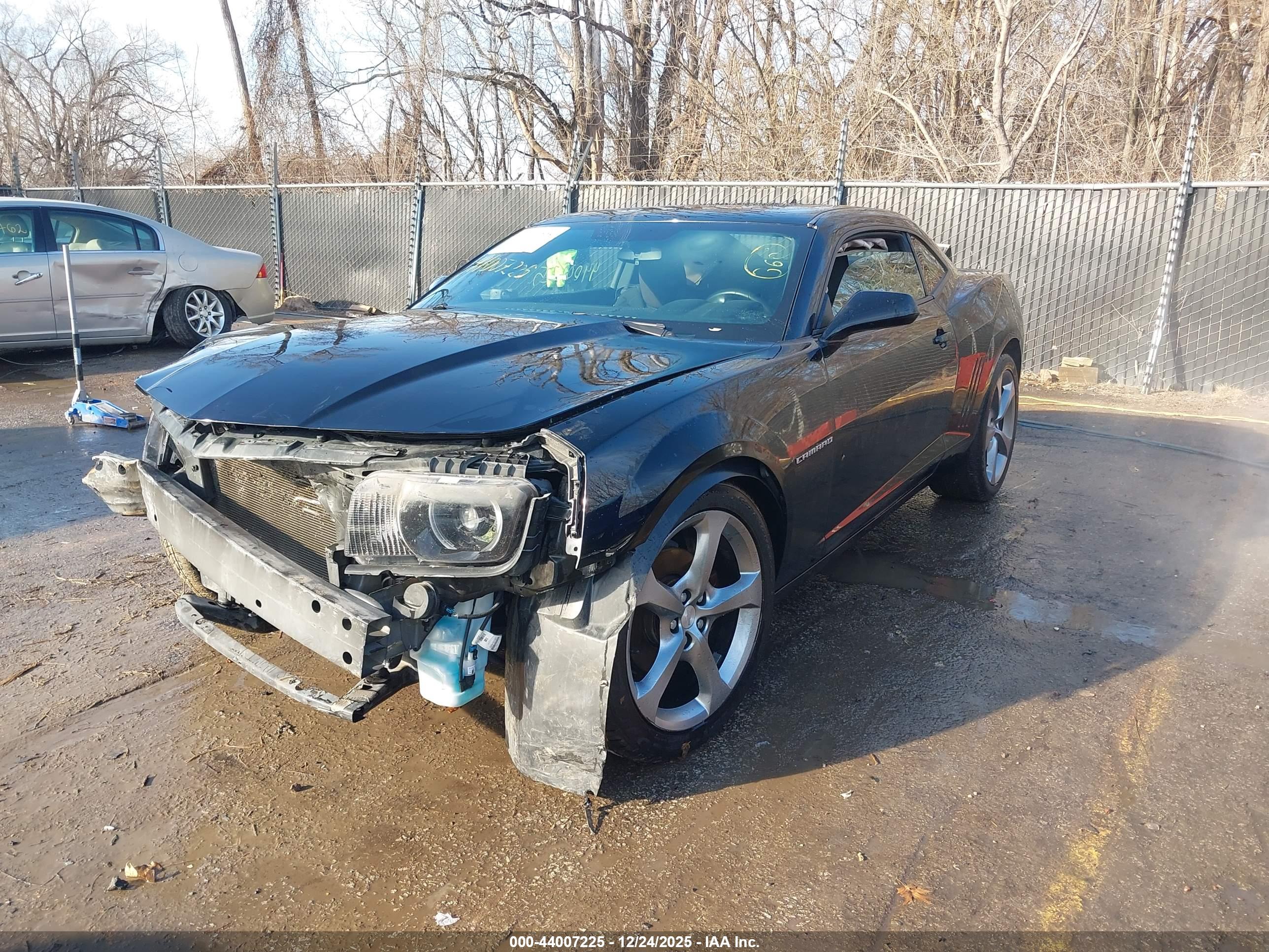 CHEVROLET CAMARO image 2