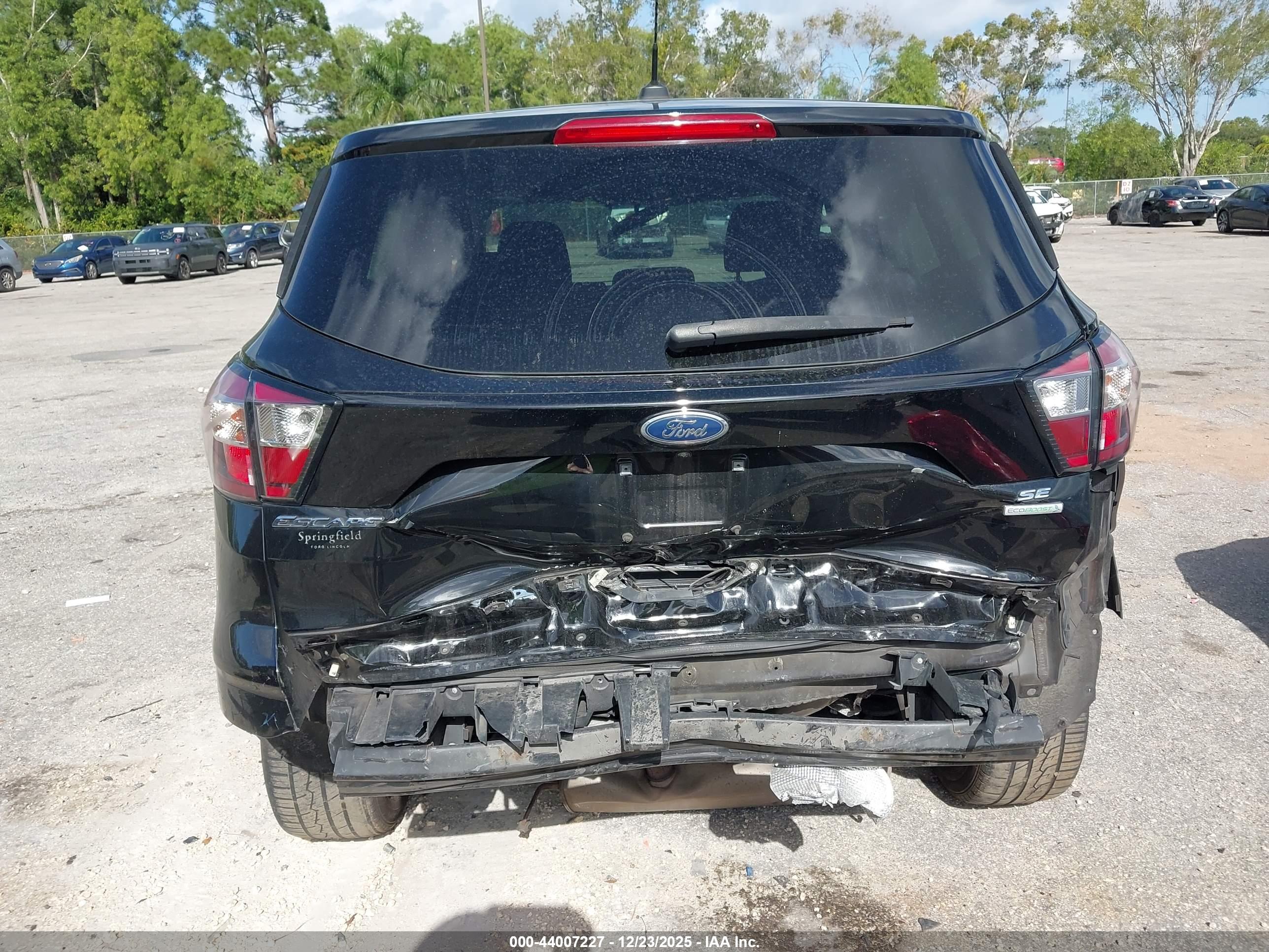 FORD ESCAPE image 6