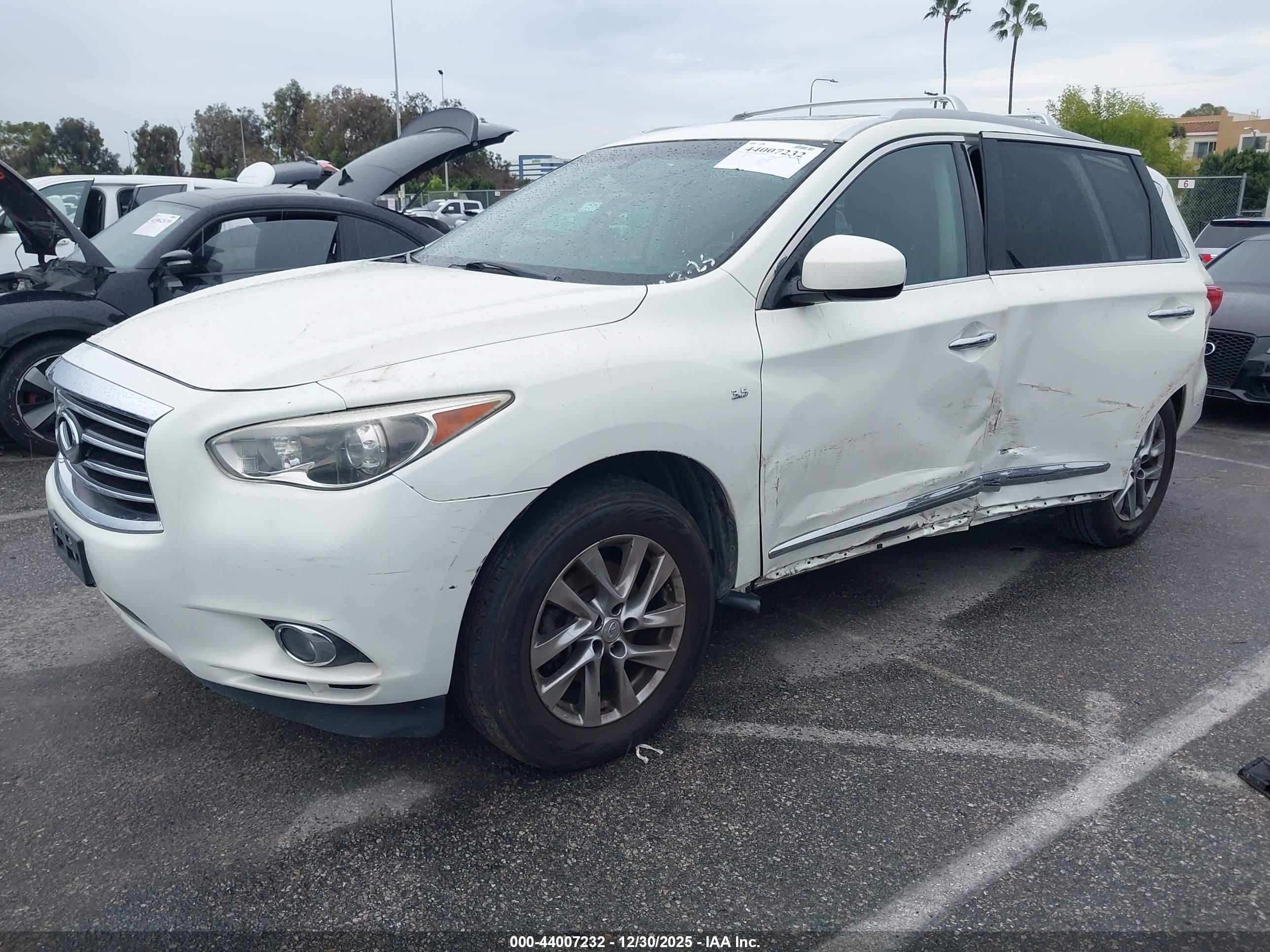INFINITI QX60 image 2