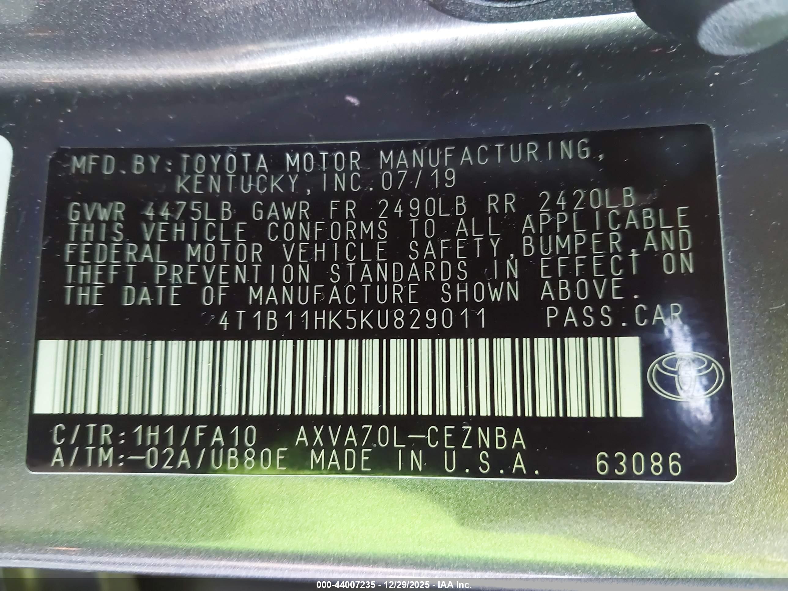 TOYOTA CAMRY image 9