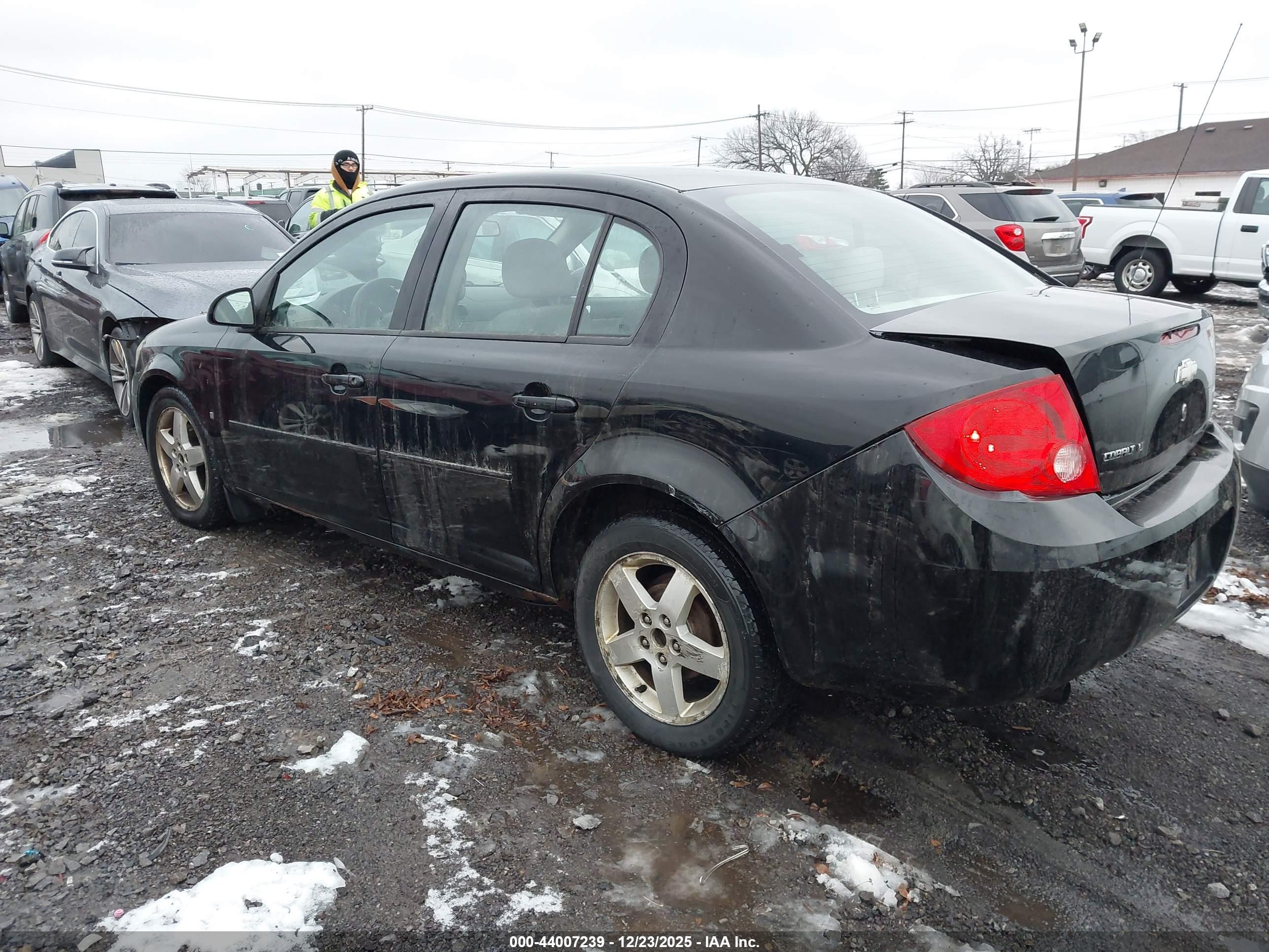 CHEVROLET COBALT image 3