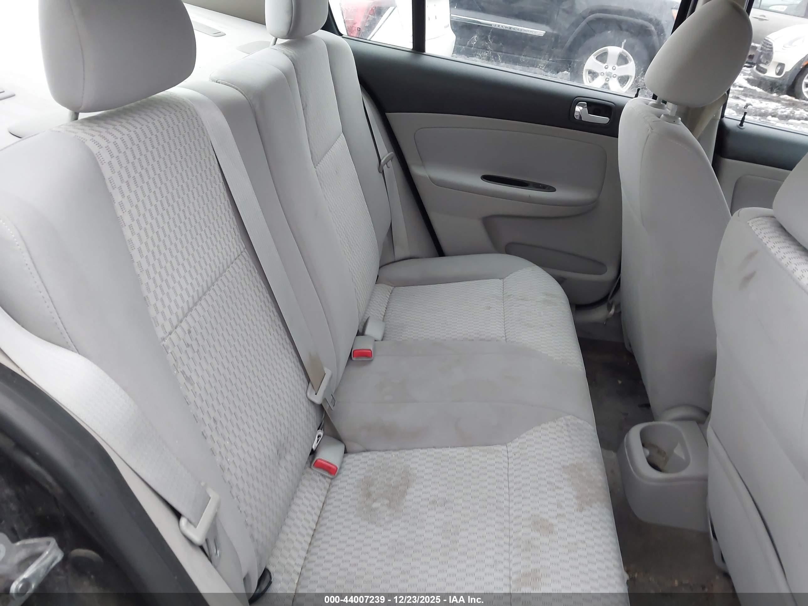 CHEVROLET COBALT image 8