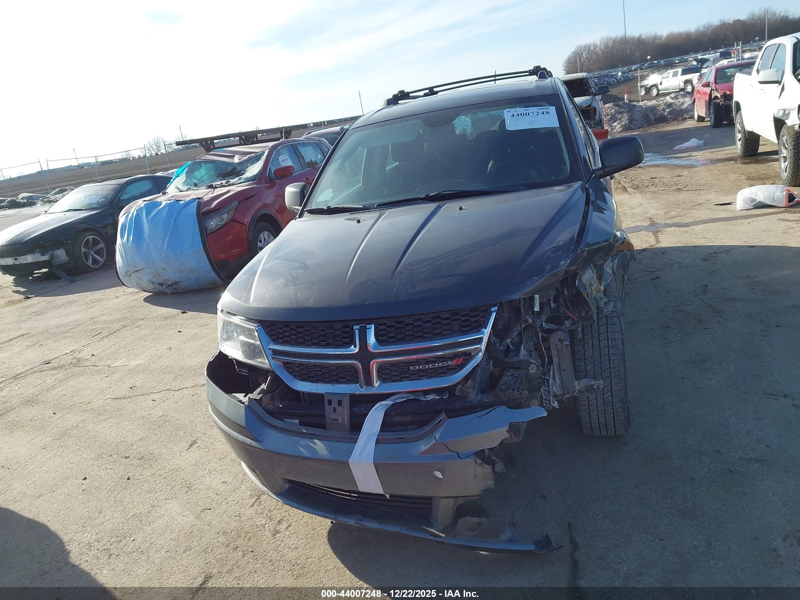 DODGE JOURNEY image 6