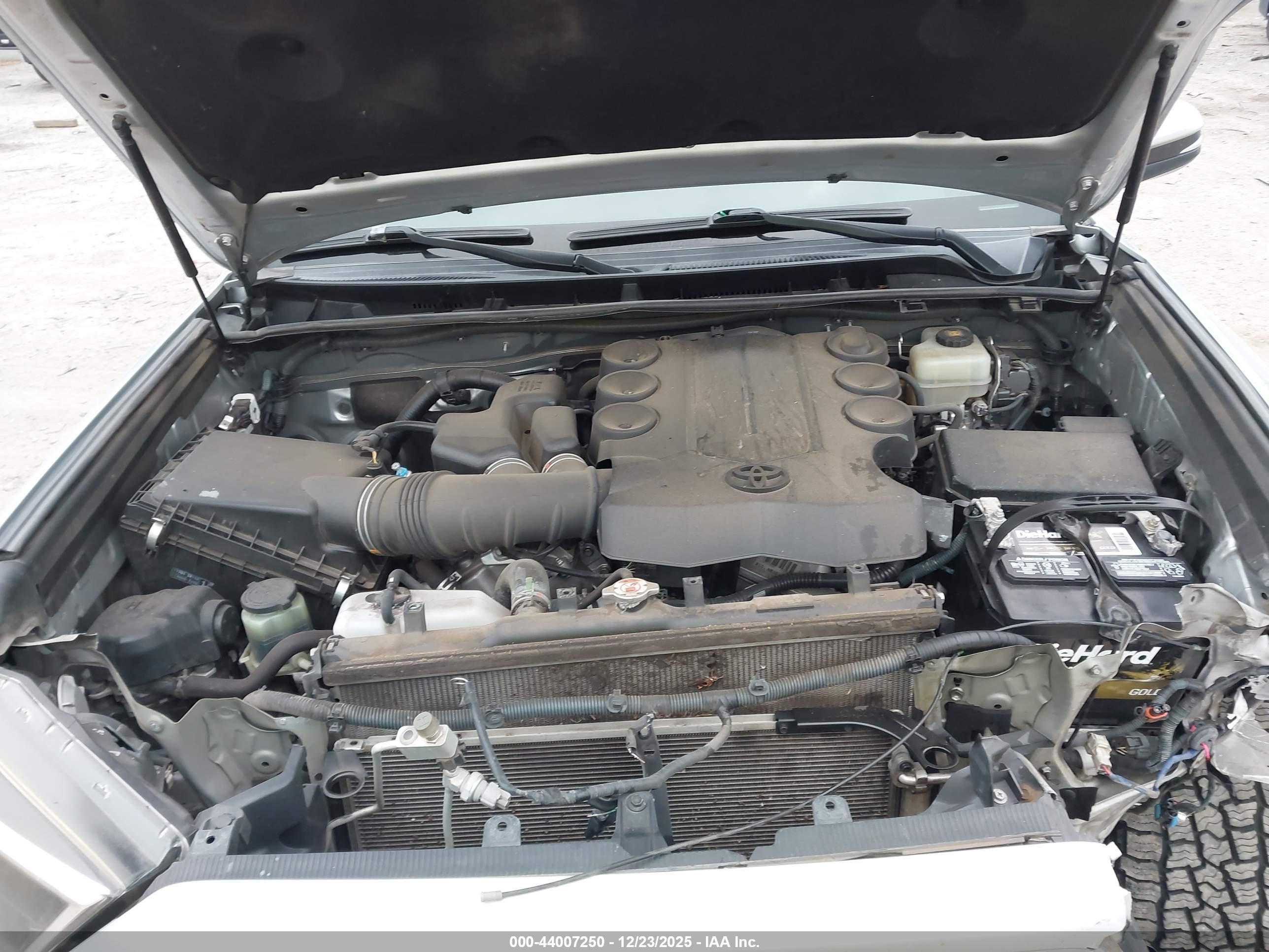TOYOTA 4RUNNER image 10
