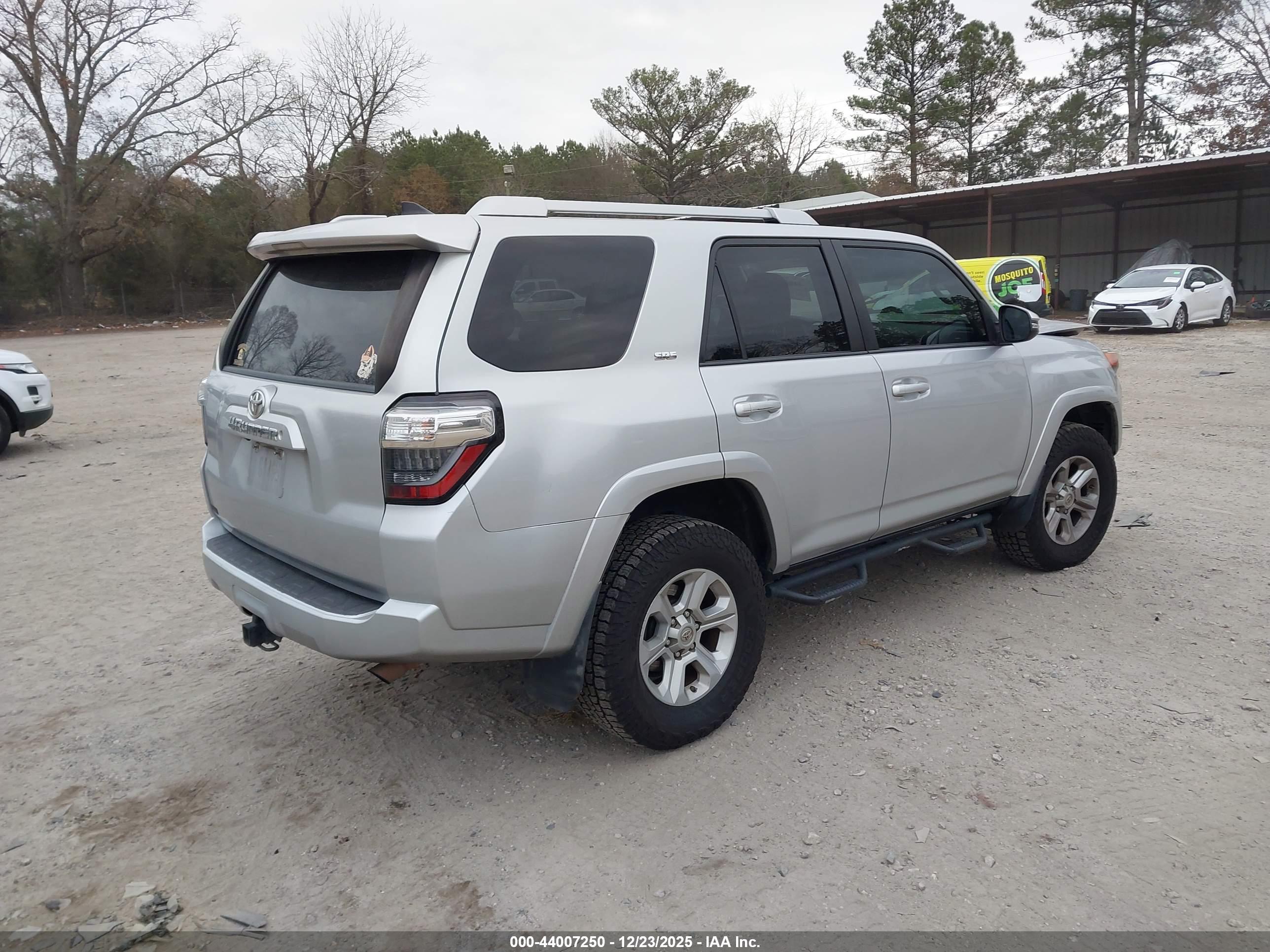 TOYOTA 4RUNNER image 4