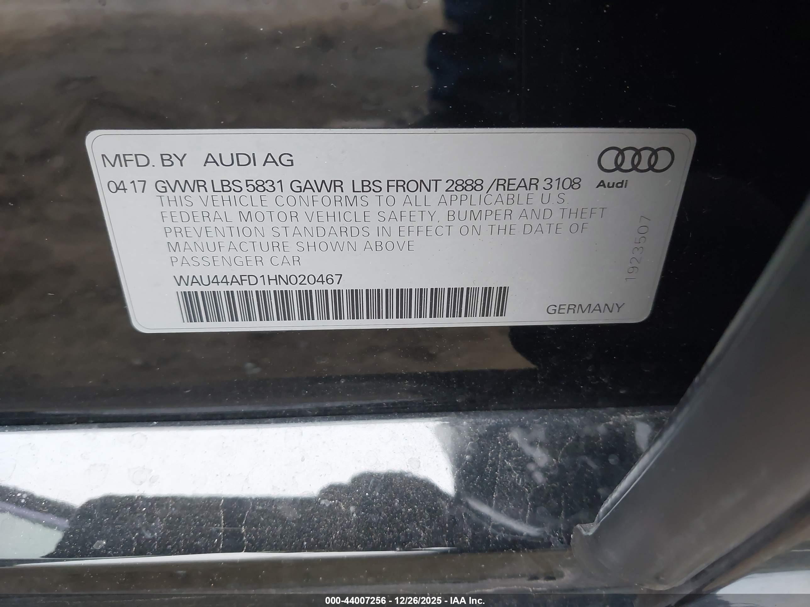 AUDI A8 image 9