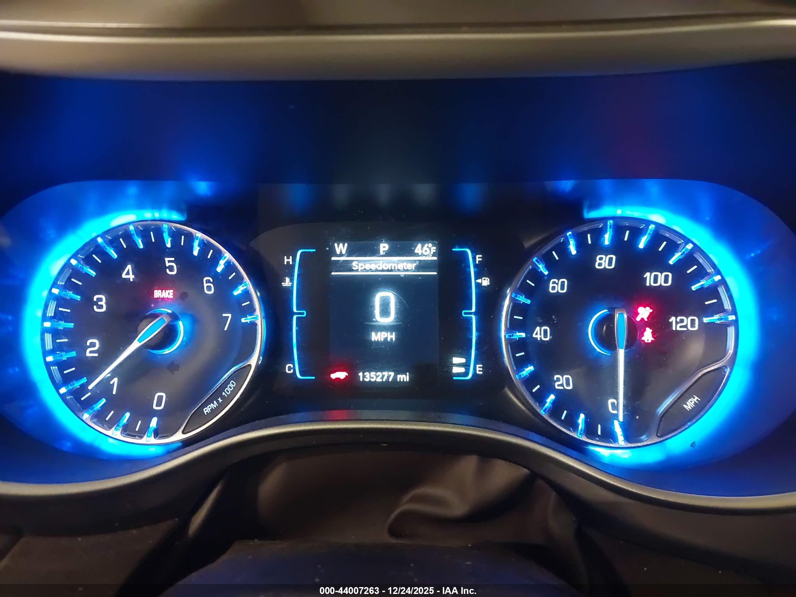 CHRYSLER PACIFICA image 7