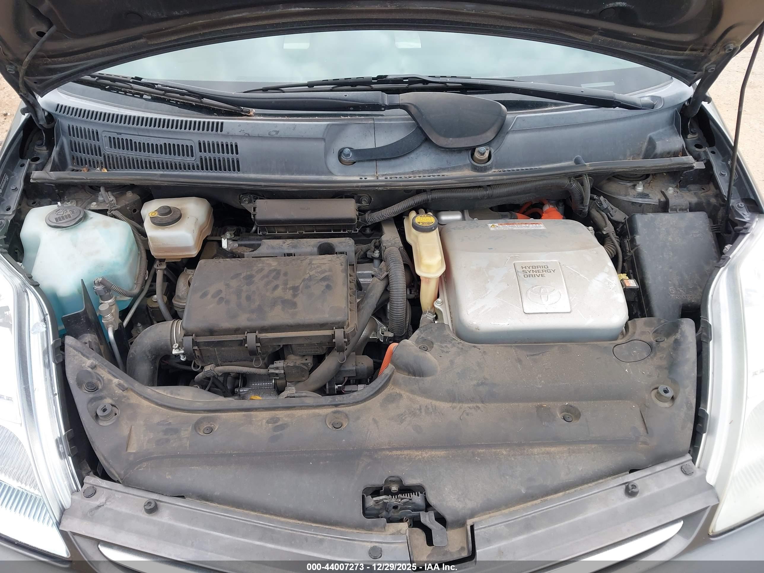 TOYOTA PRIUS image 10