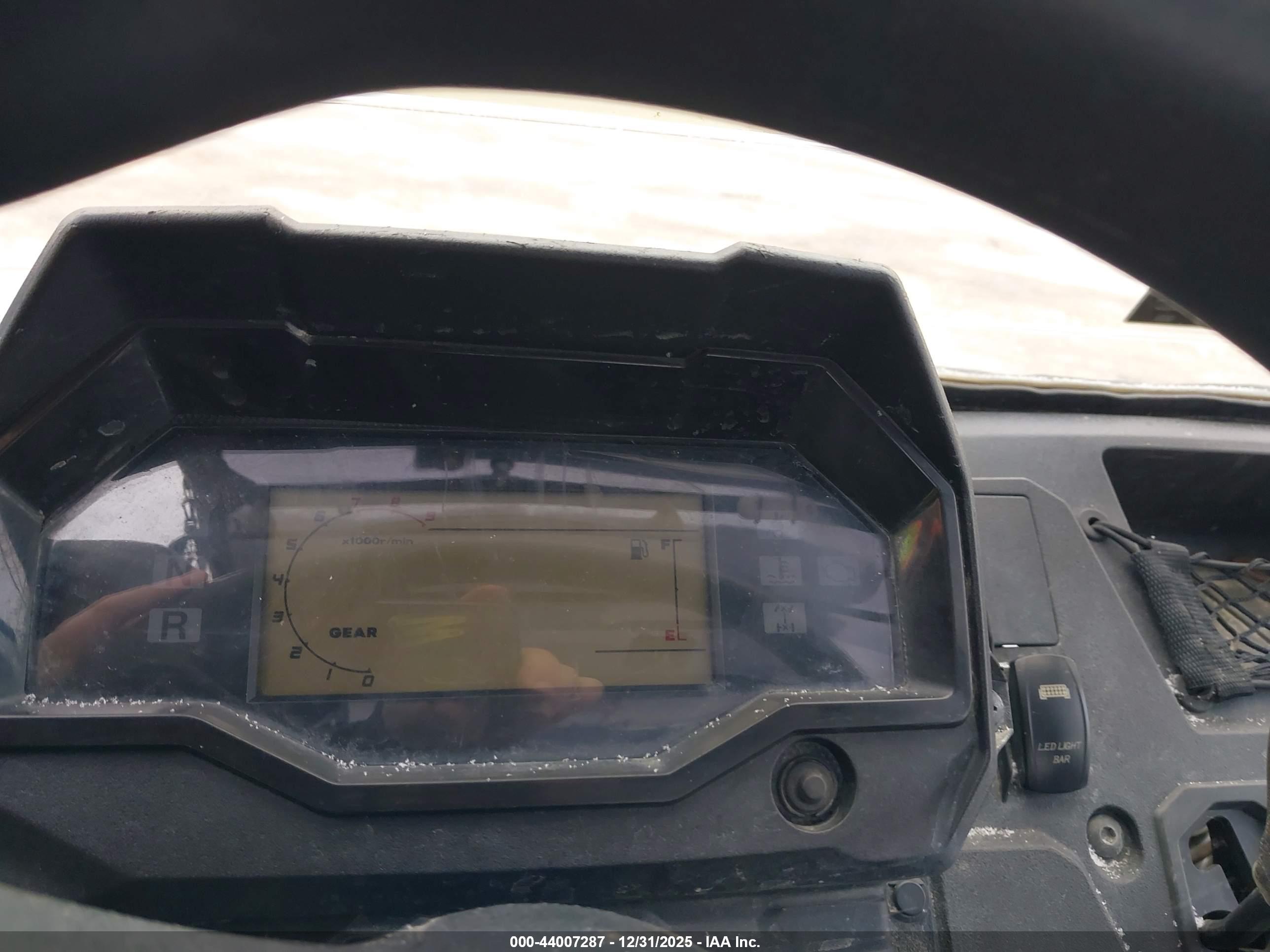 HONDA SXS700 image 7
