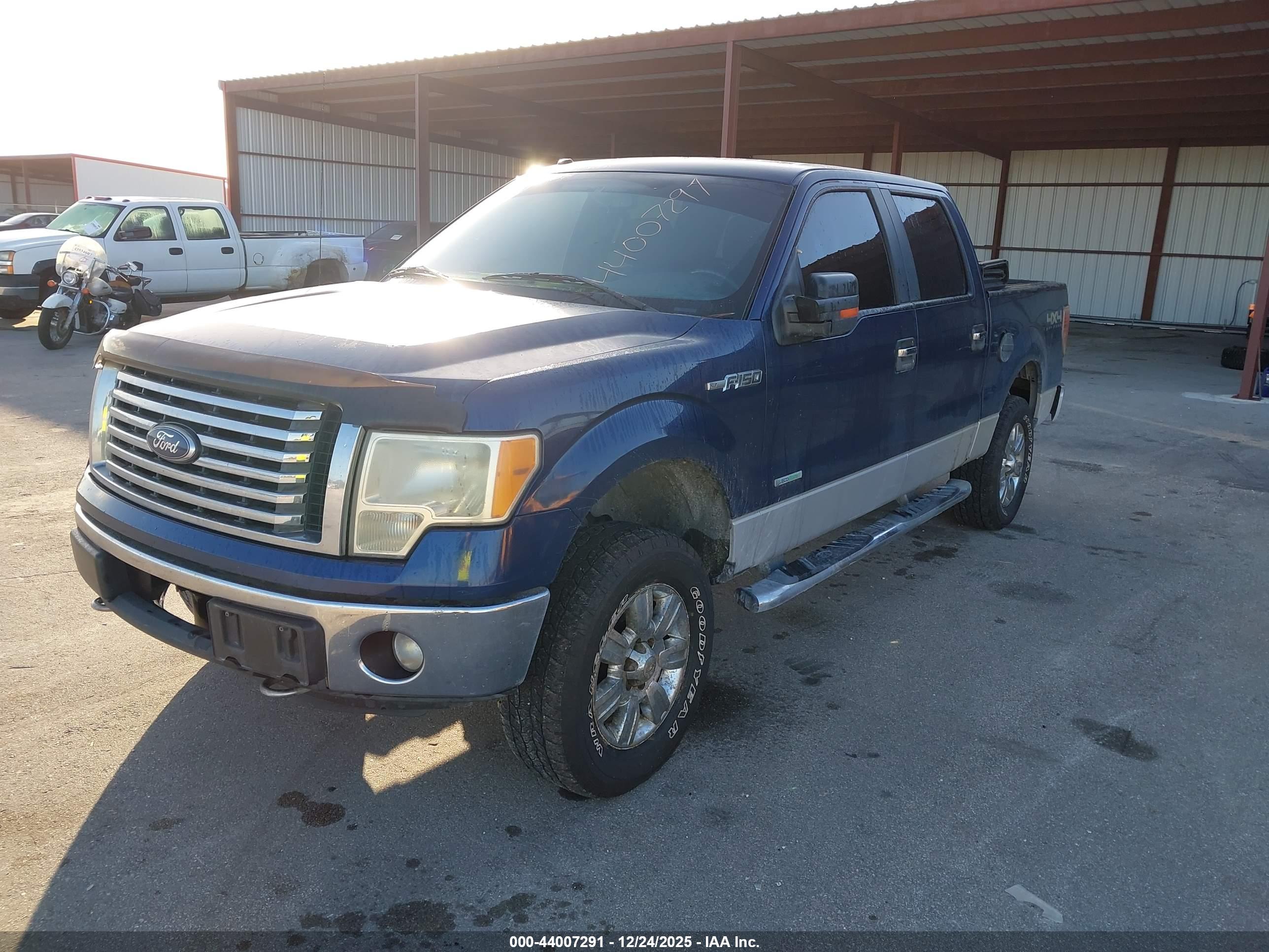 FORD F-150 image 2