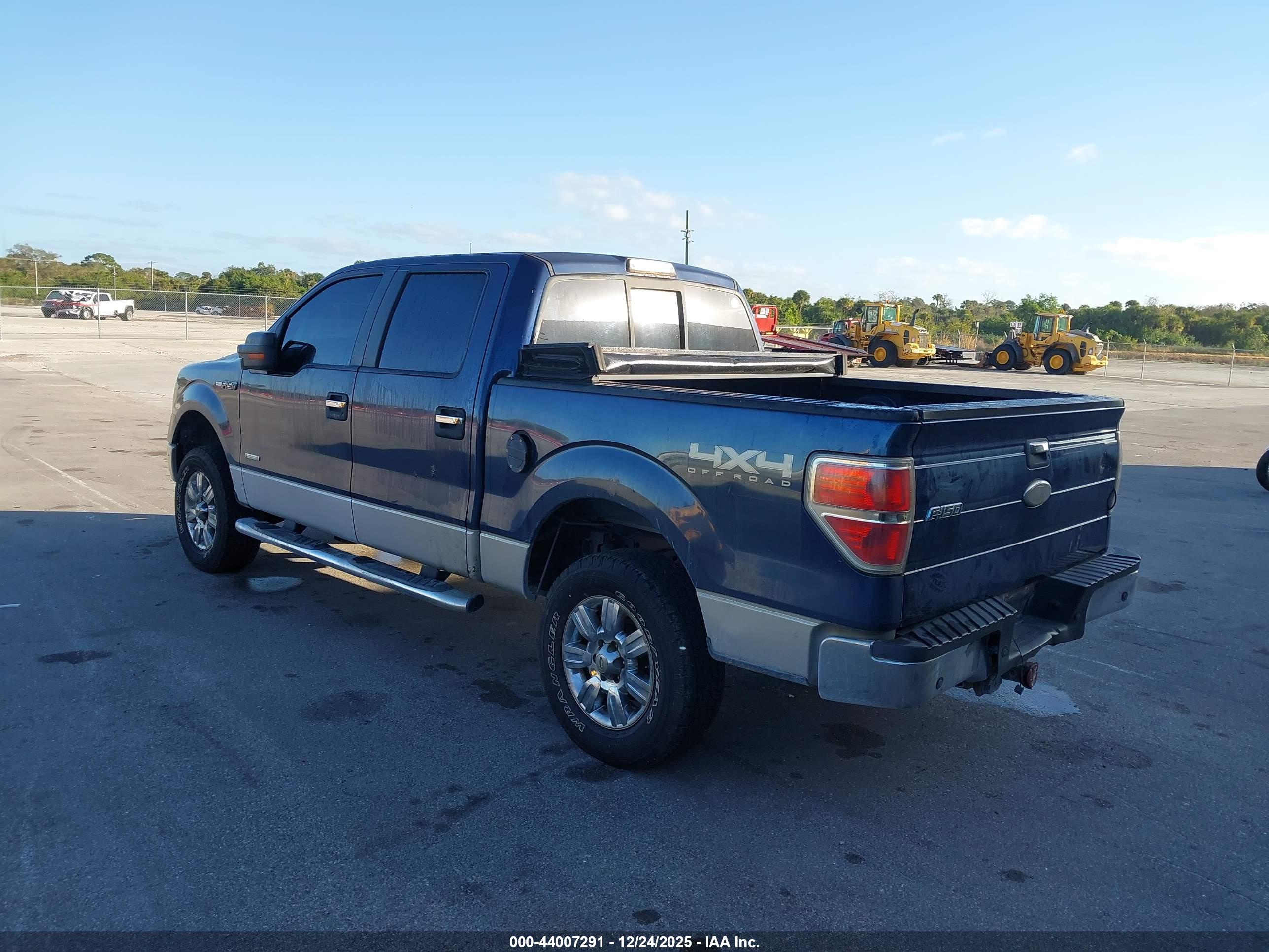 FORD F-150 image 3