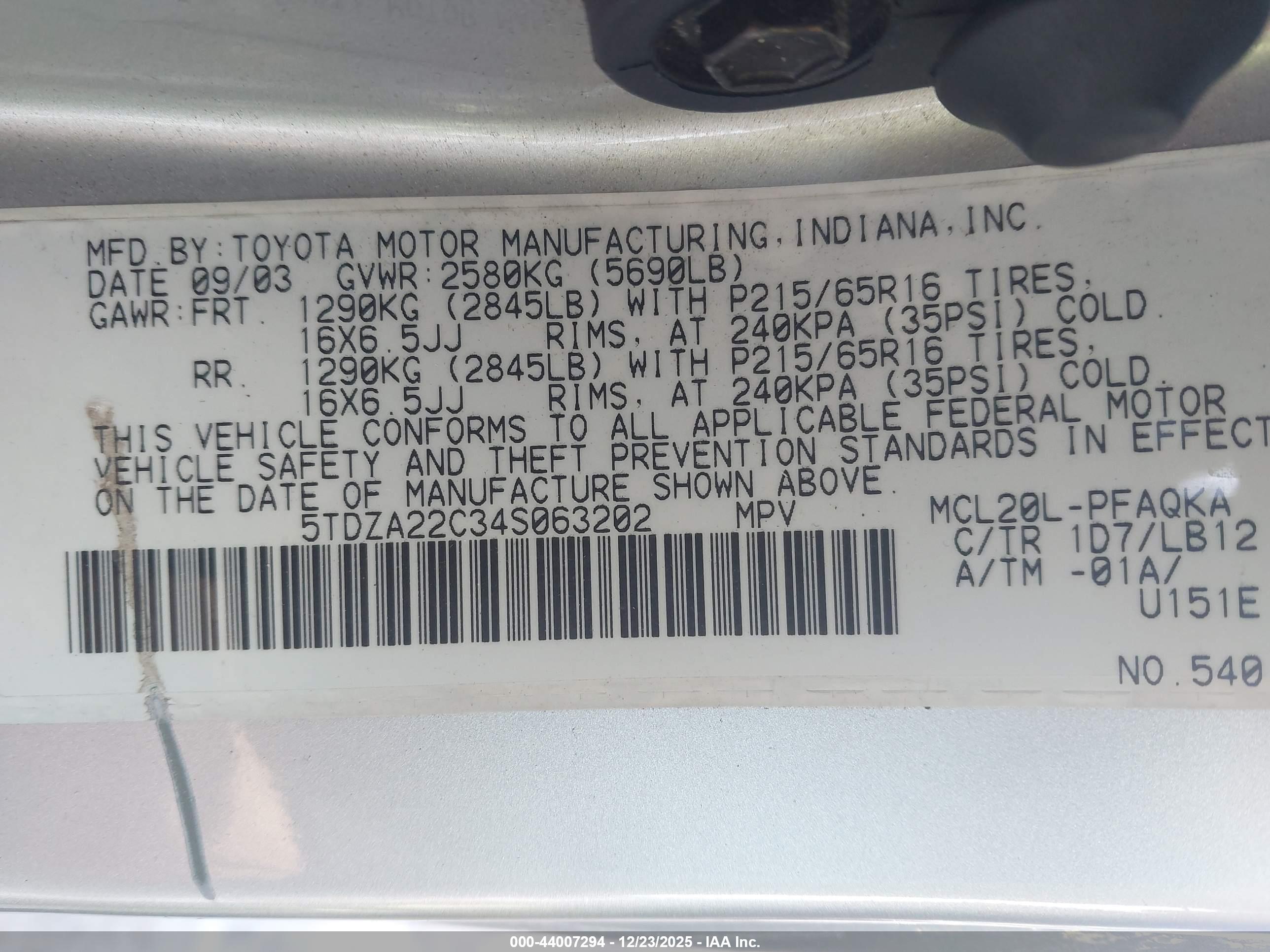 TOYOTA SIENNA image 9