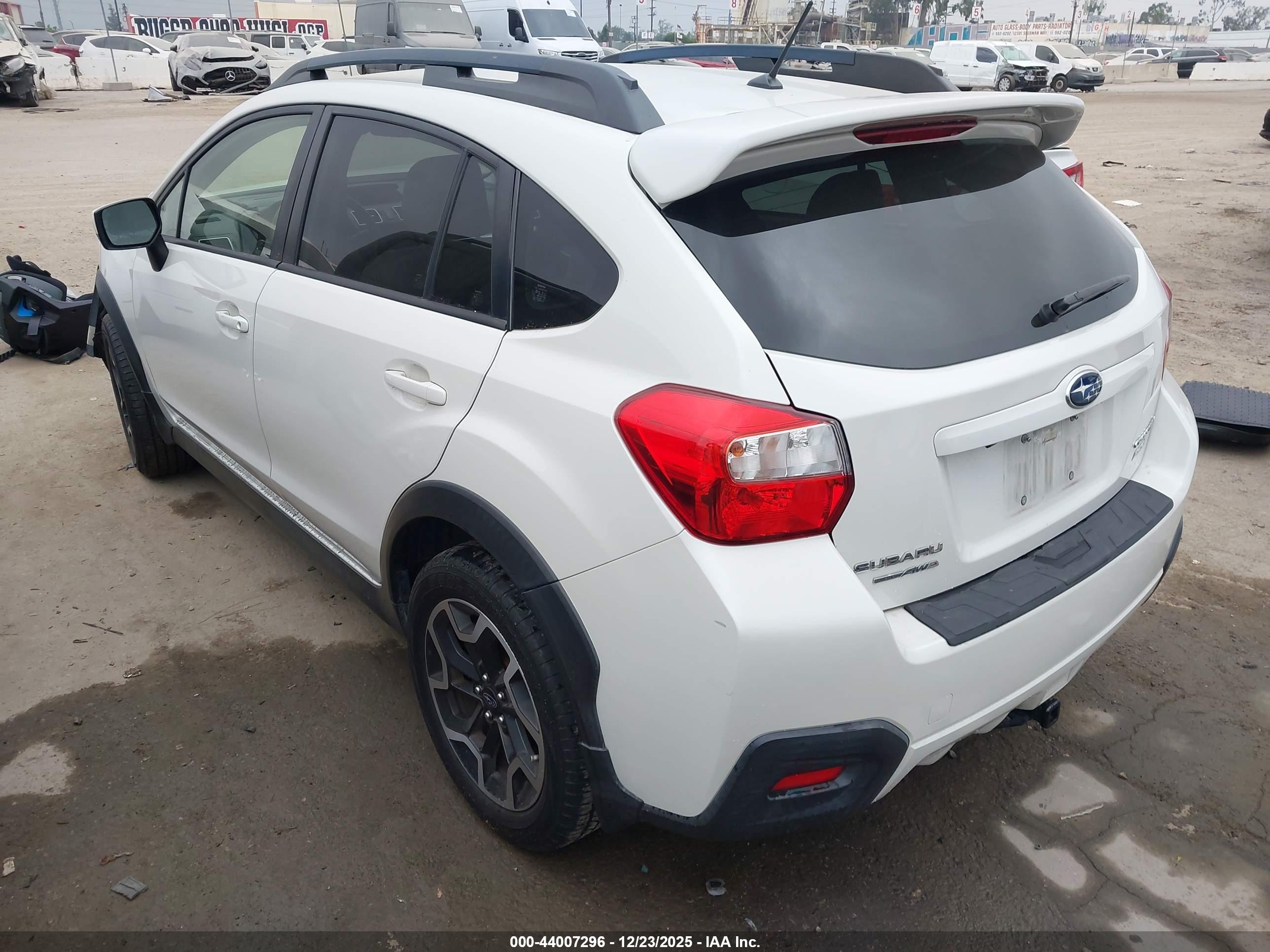 SUBARU CROSSTREK image 3