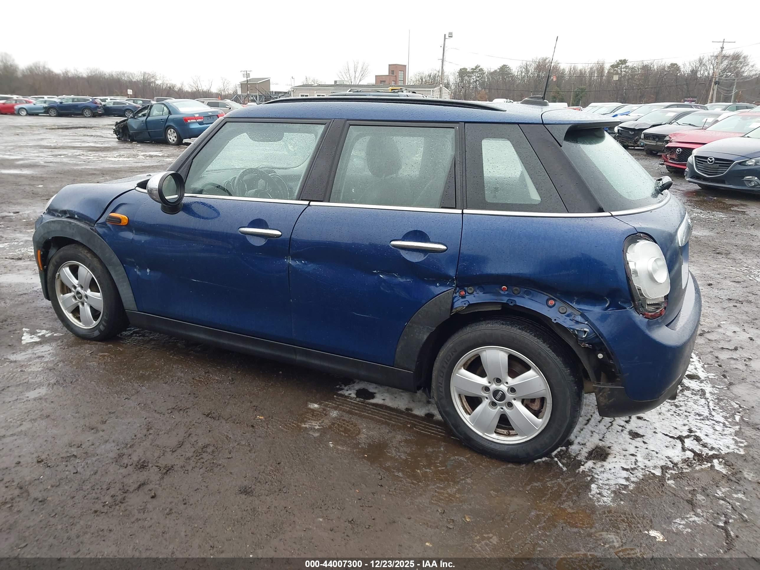MINI HARDTOP image 6