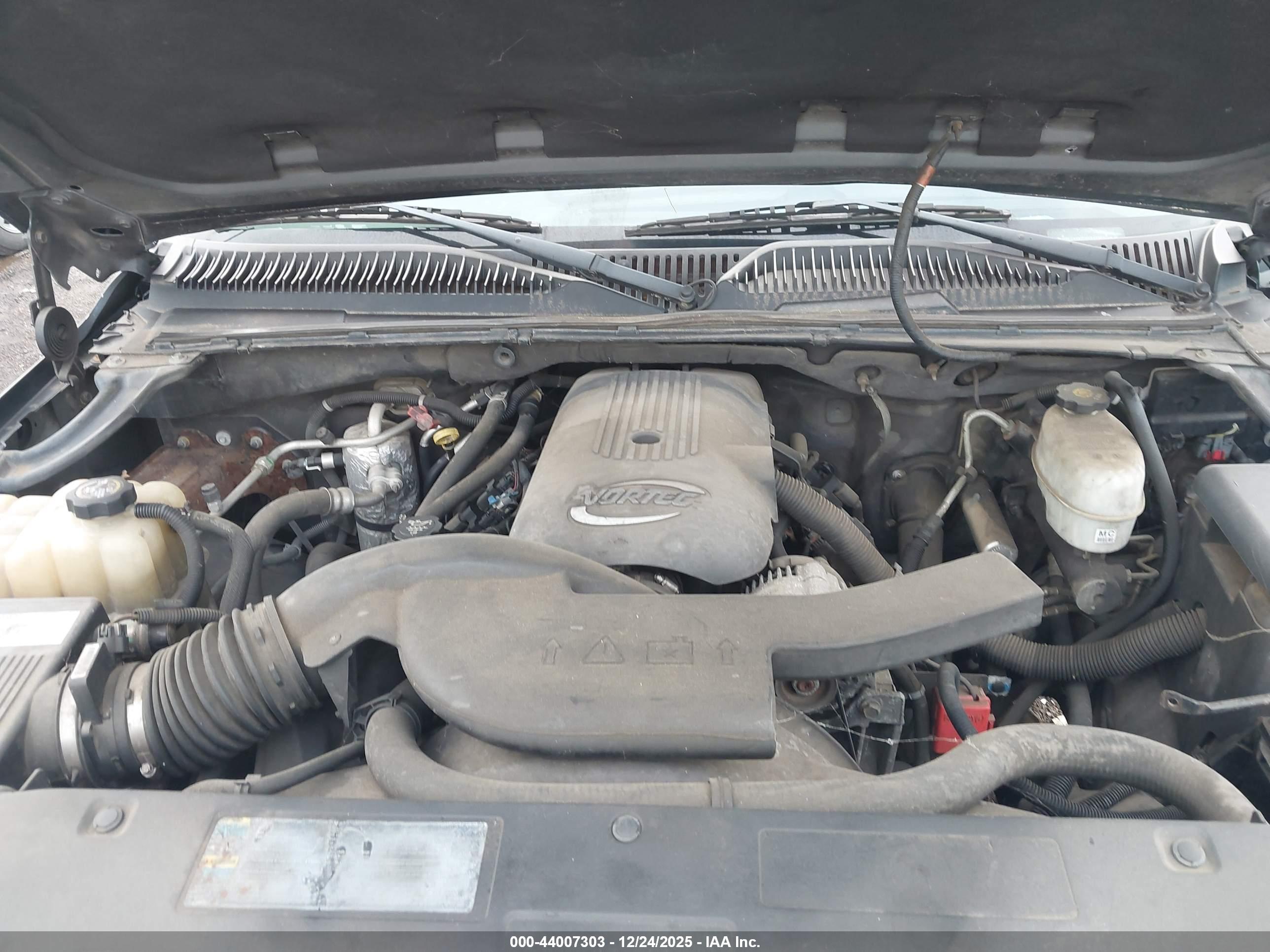 GMC YUKON image 10
