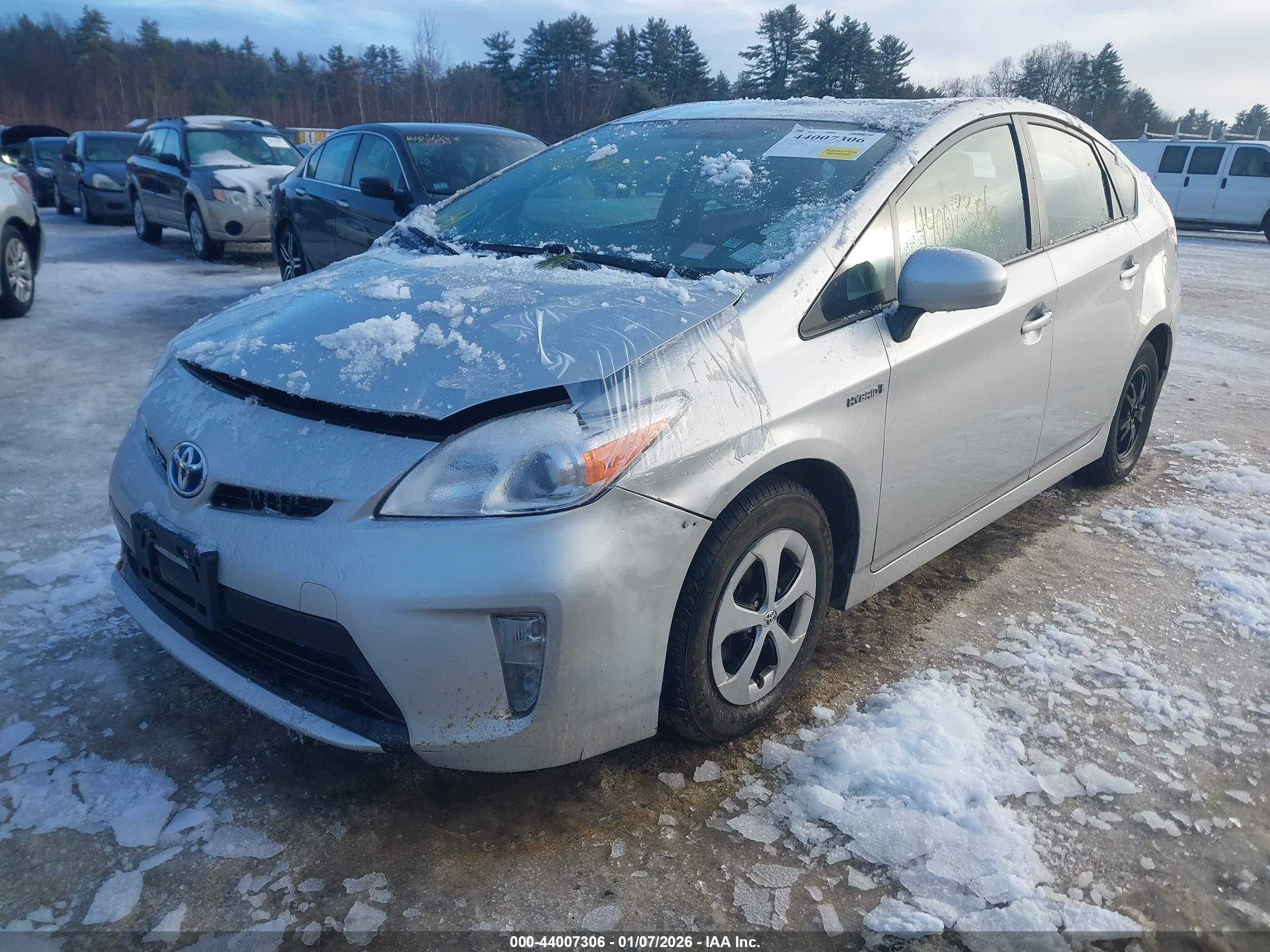 TOYOTA PRIUS image 2