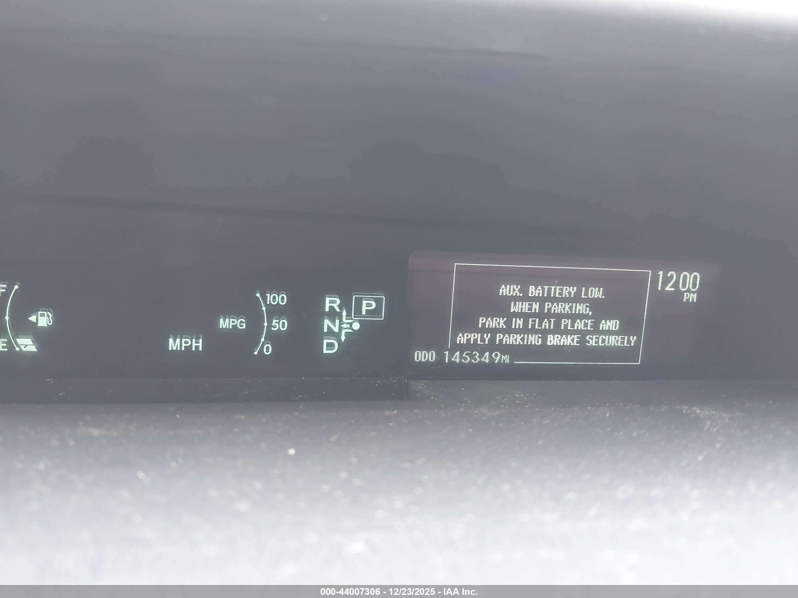 TOYOTA PRIUS image 7