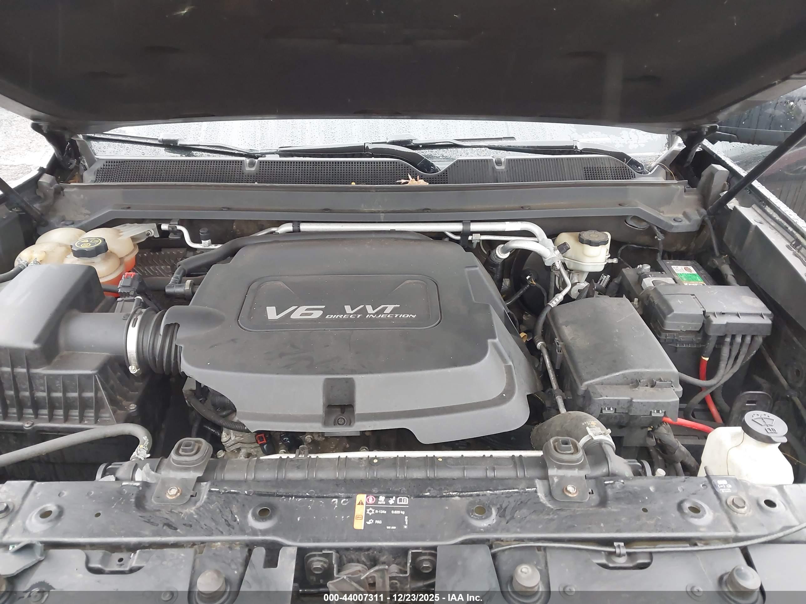CHEVROLET COLORADO image 10