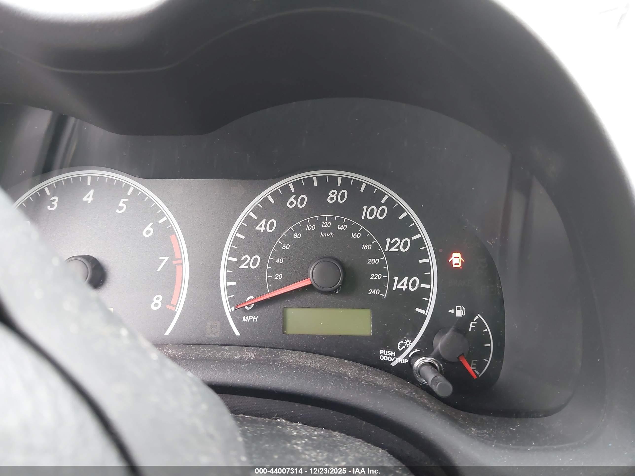TOYOTA COROLLA image 7