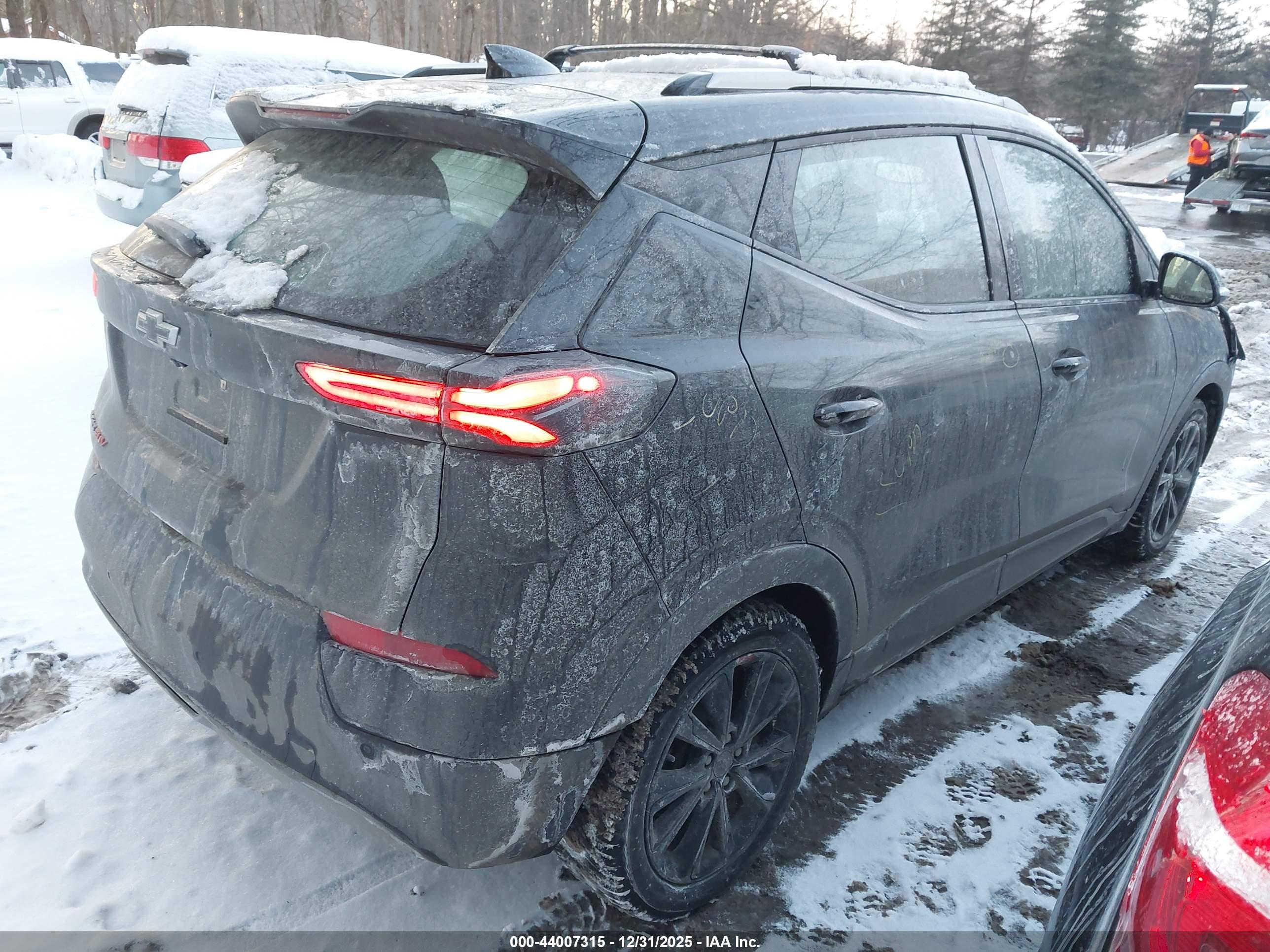 CHEVROLET BOLT image 4