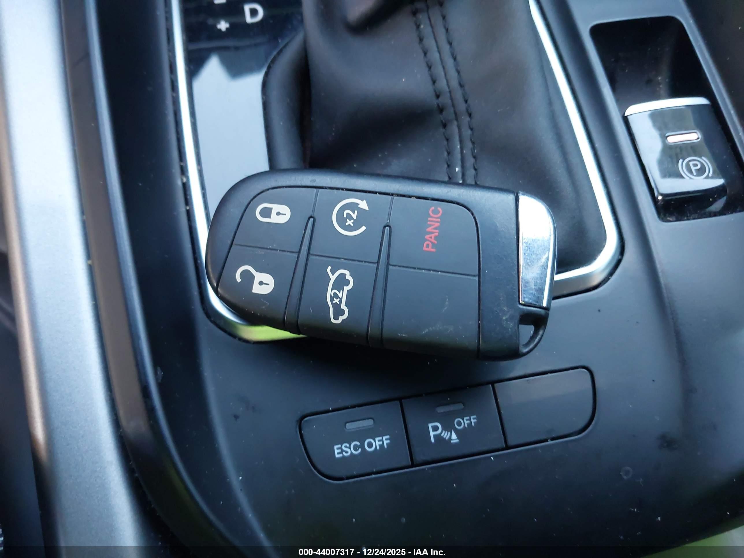 DODGE HORNET image 11
