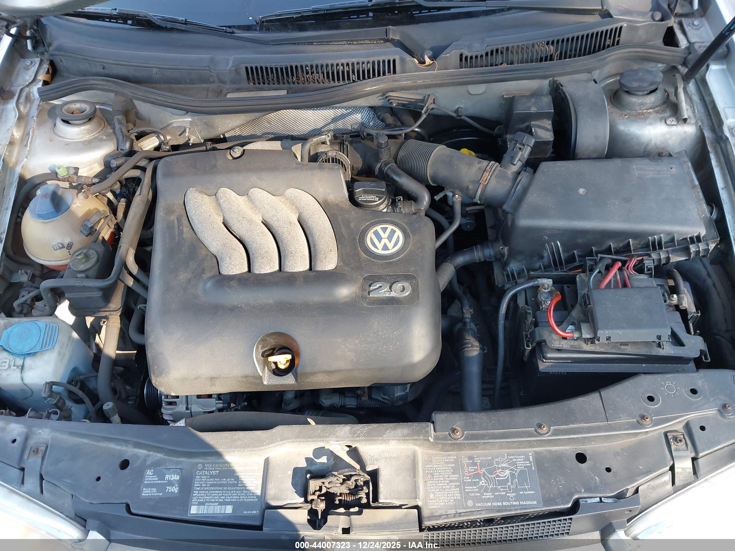 VOLKSWAGEN GOLF image 10