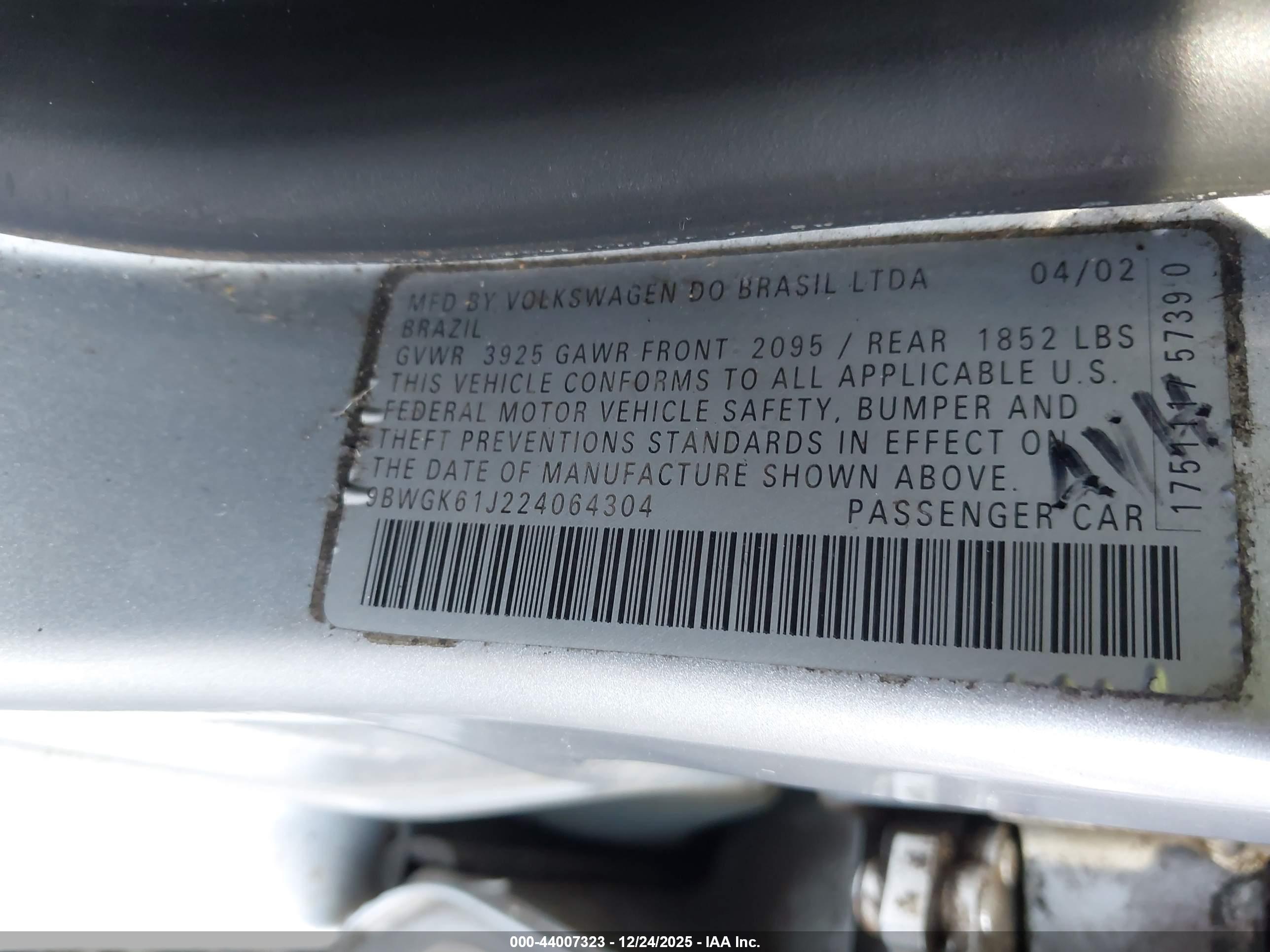 VOLKSWAGEN GOLF image 9