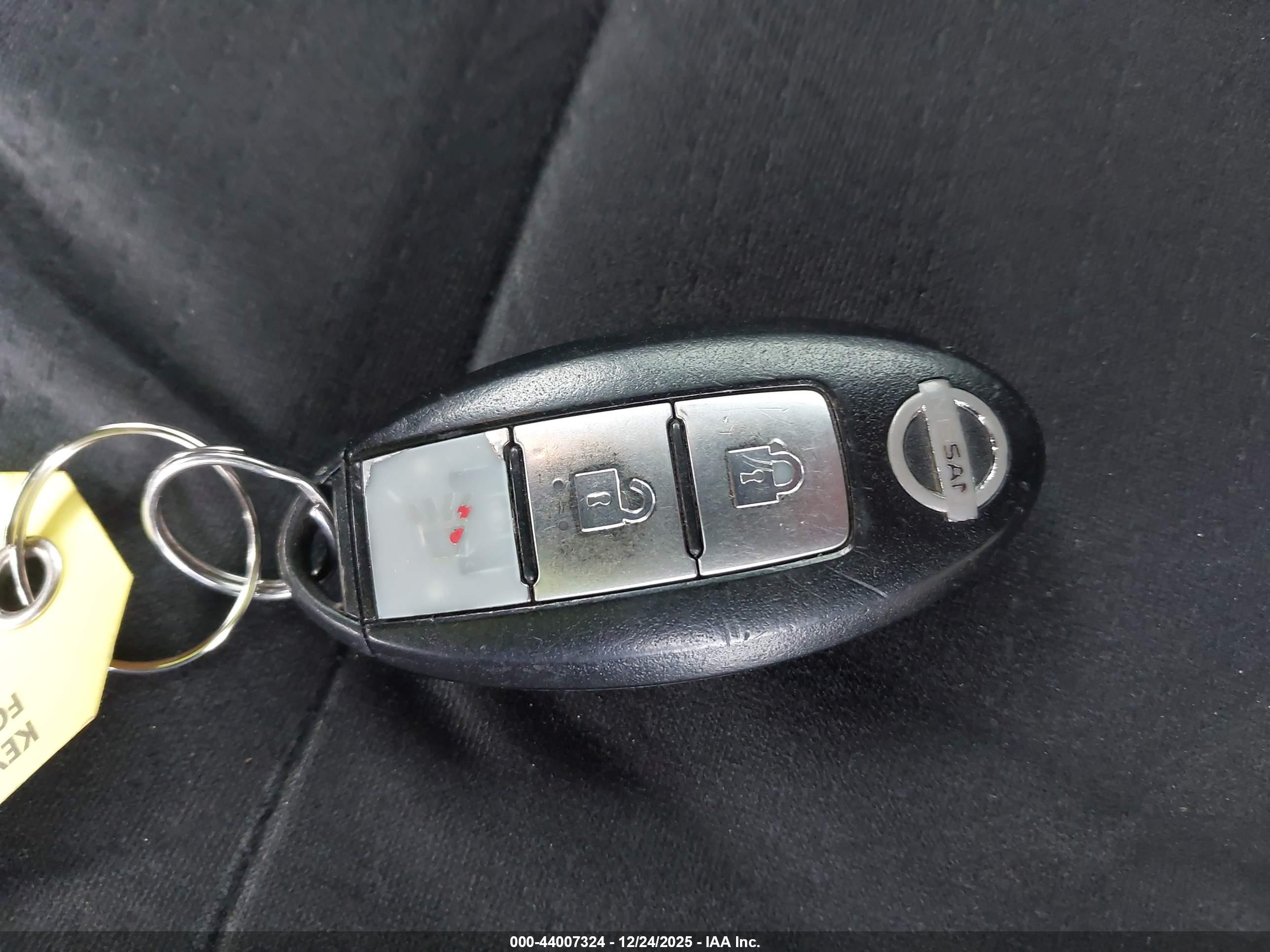 NISSAN CUBE image 11