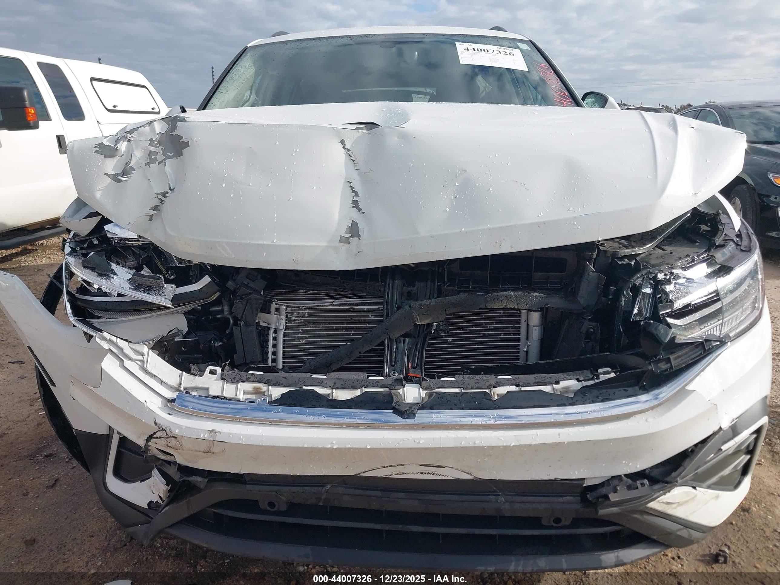 VOLKSWAGEN TIGUAN image 6