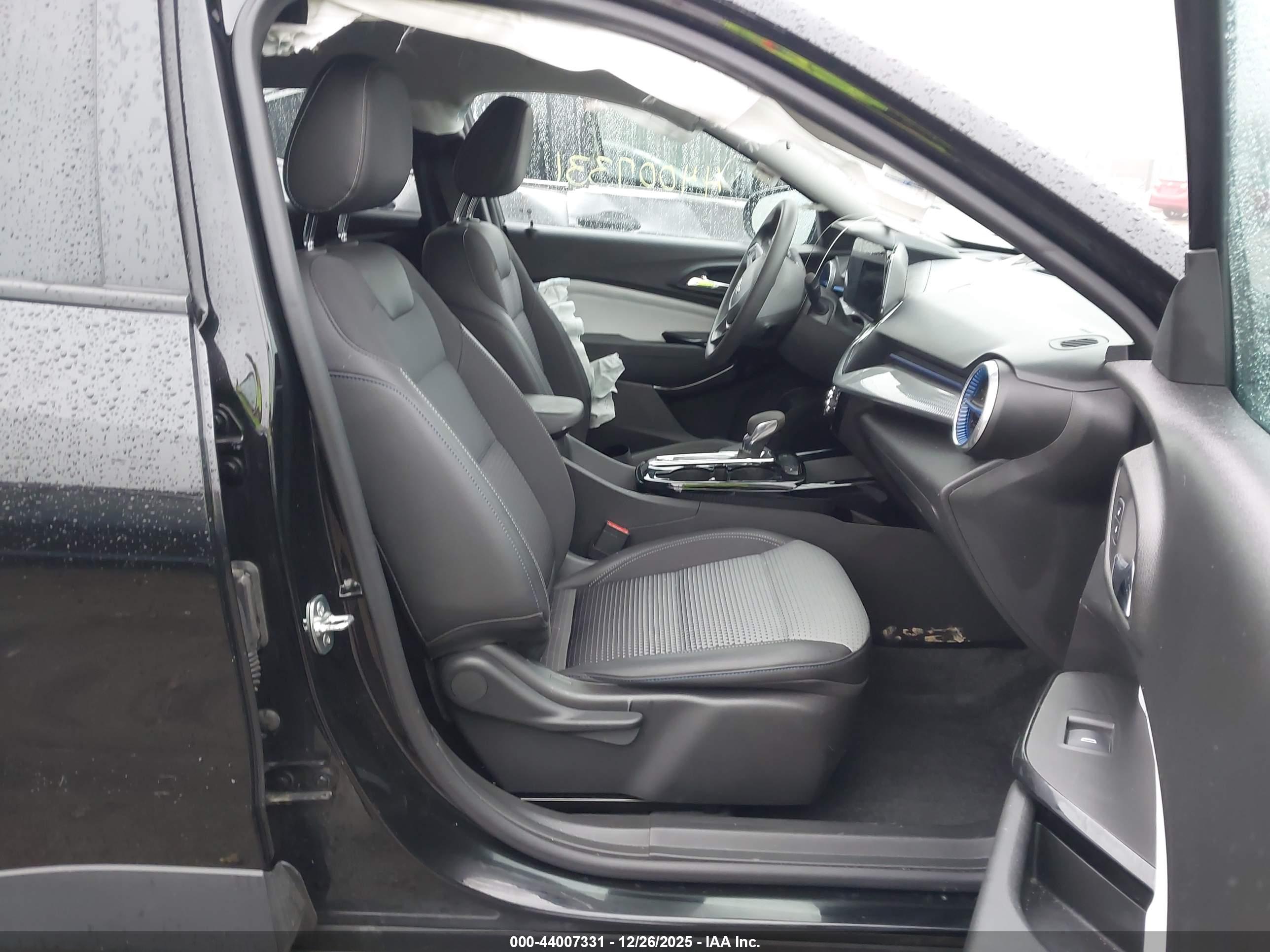 CHEVROLET TRAX image 5